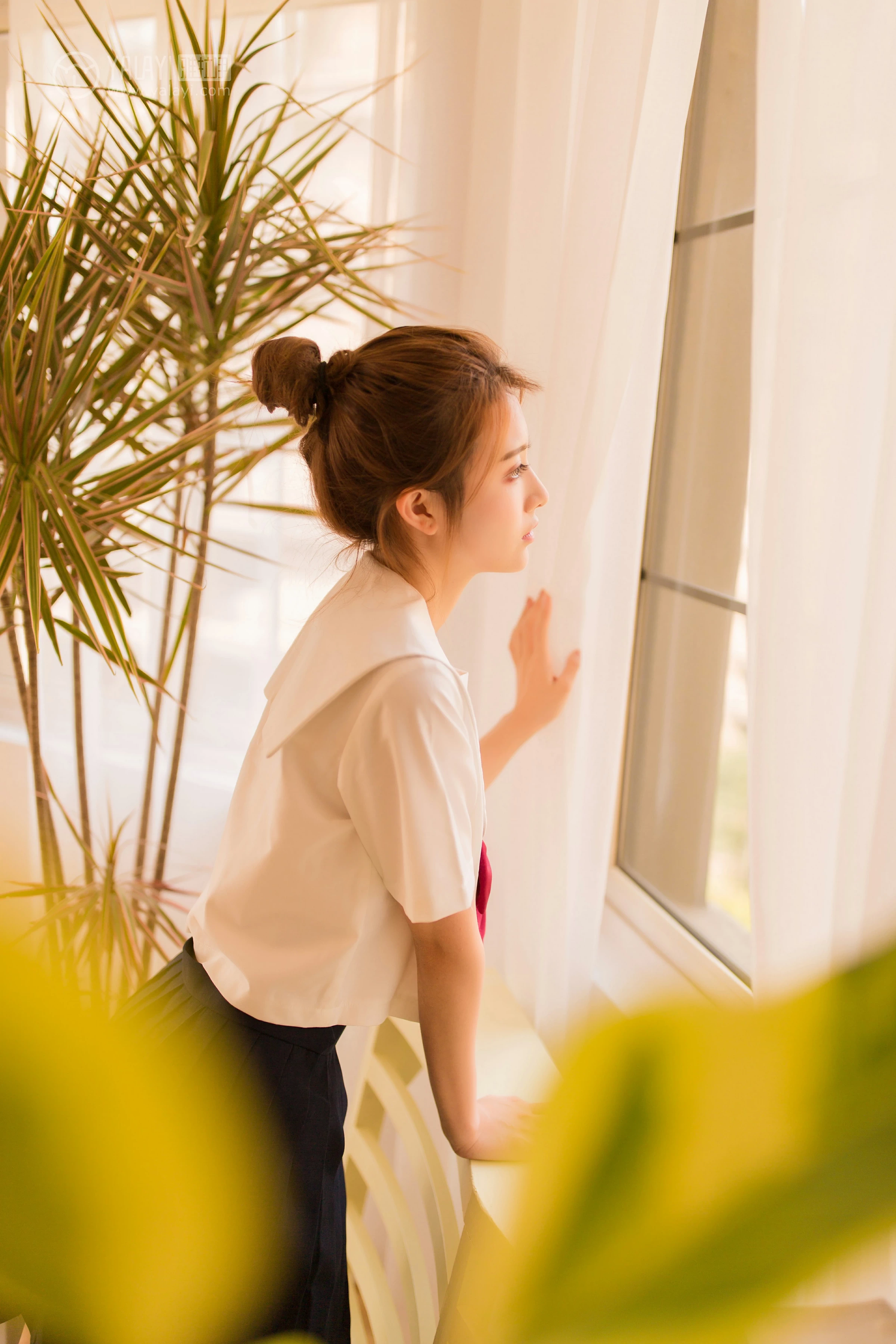 [YALAYI雅拉伊]NO.115 念念不忘 丸糯糯 高中女生制服与黑色短裙清纯私房写真集第8张