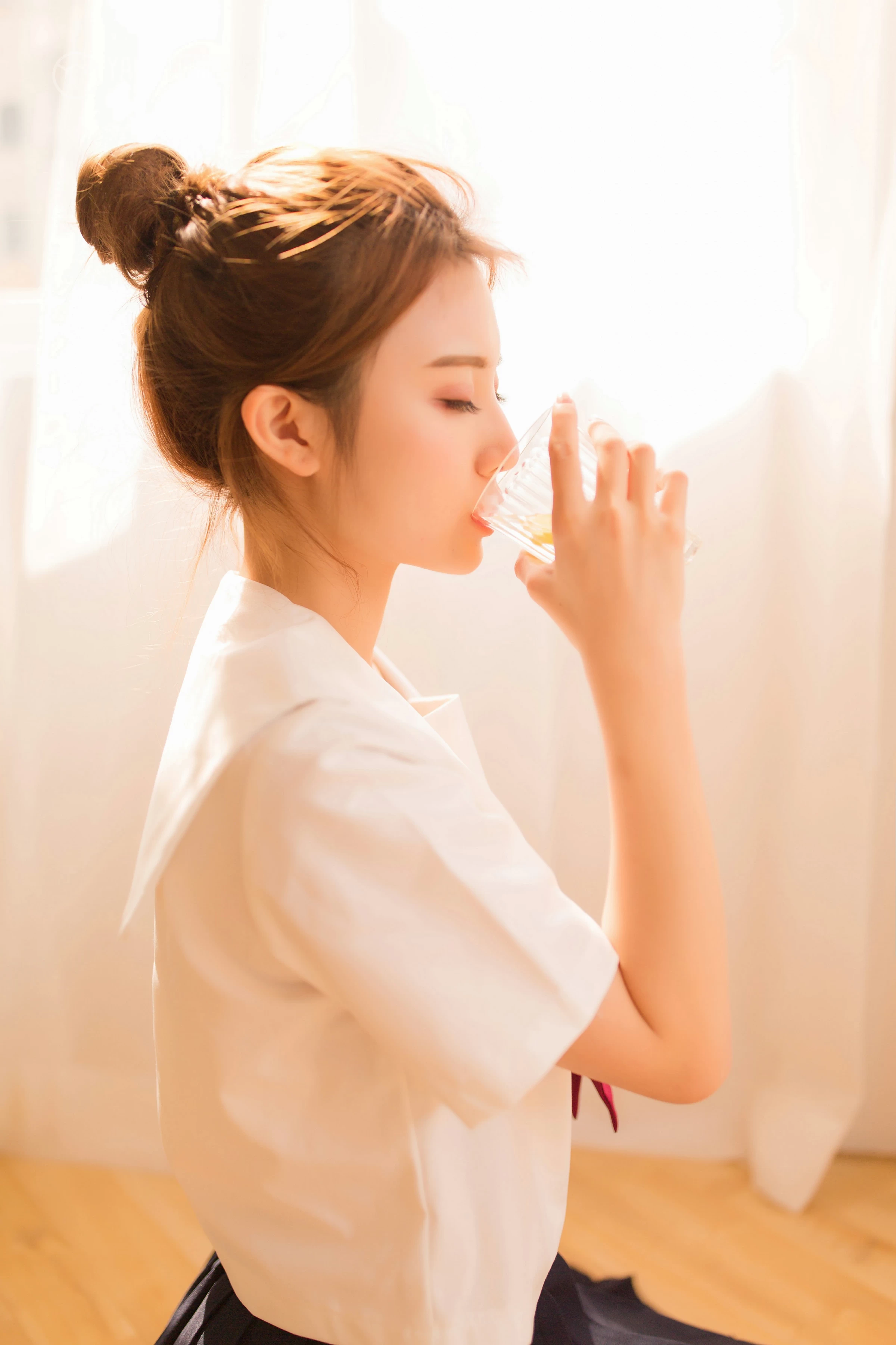 [YALAYI雅拉伊]NO.115 念念不忘 丸糯糯 高中女生制服与黑色短裙清纯私房写真集第13张