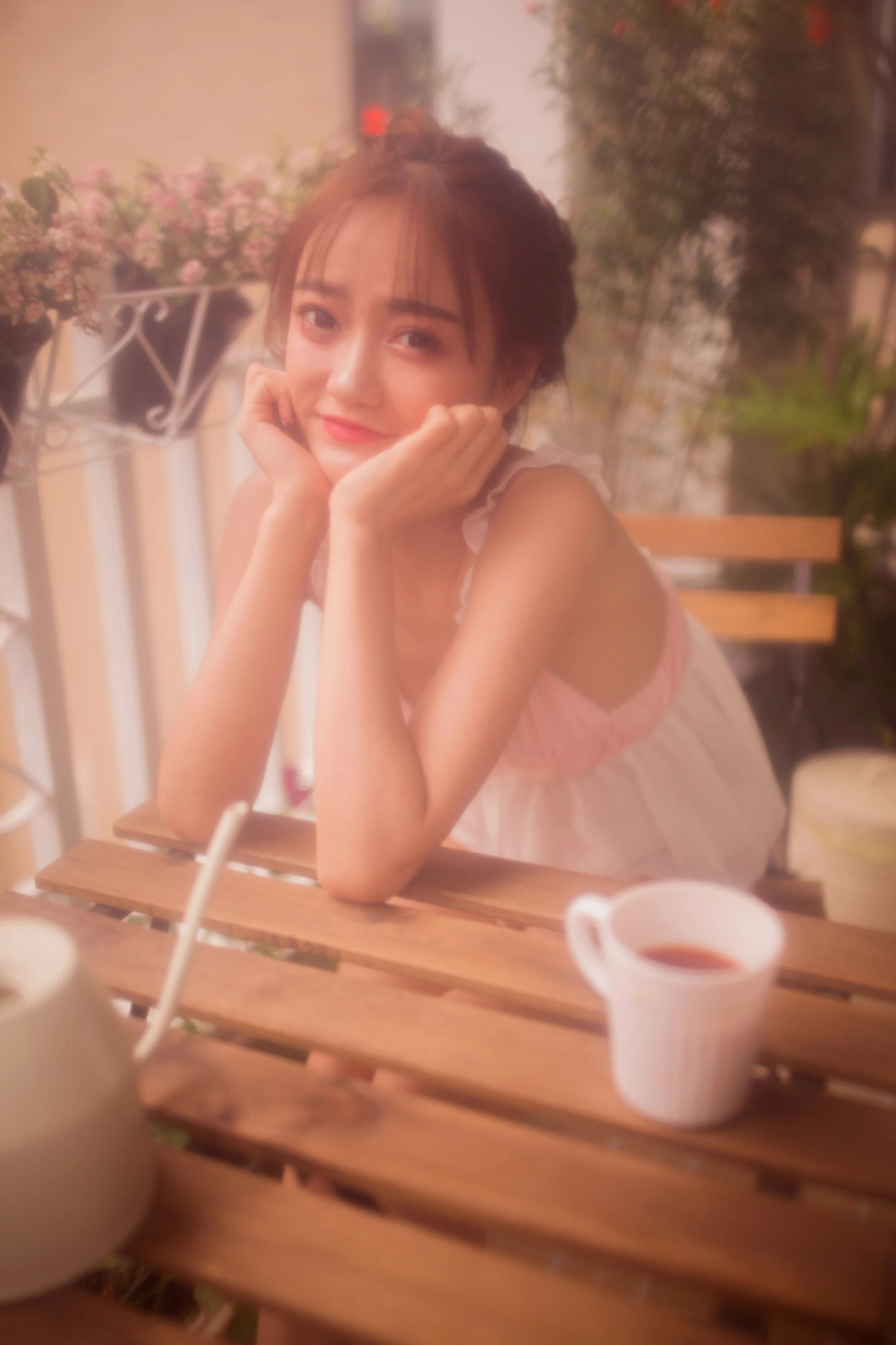 [YALAYI雅拉伊]NO.128 港女 李诗雨 粉色情趣睡衣与短裙加情趣内衣性感私房写真集第5张