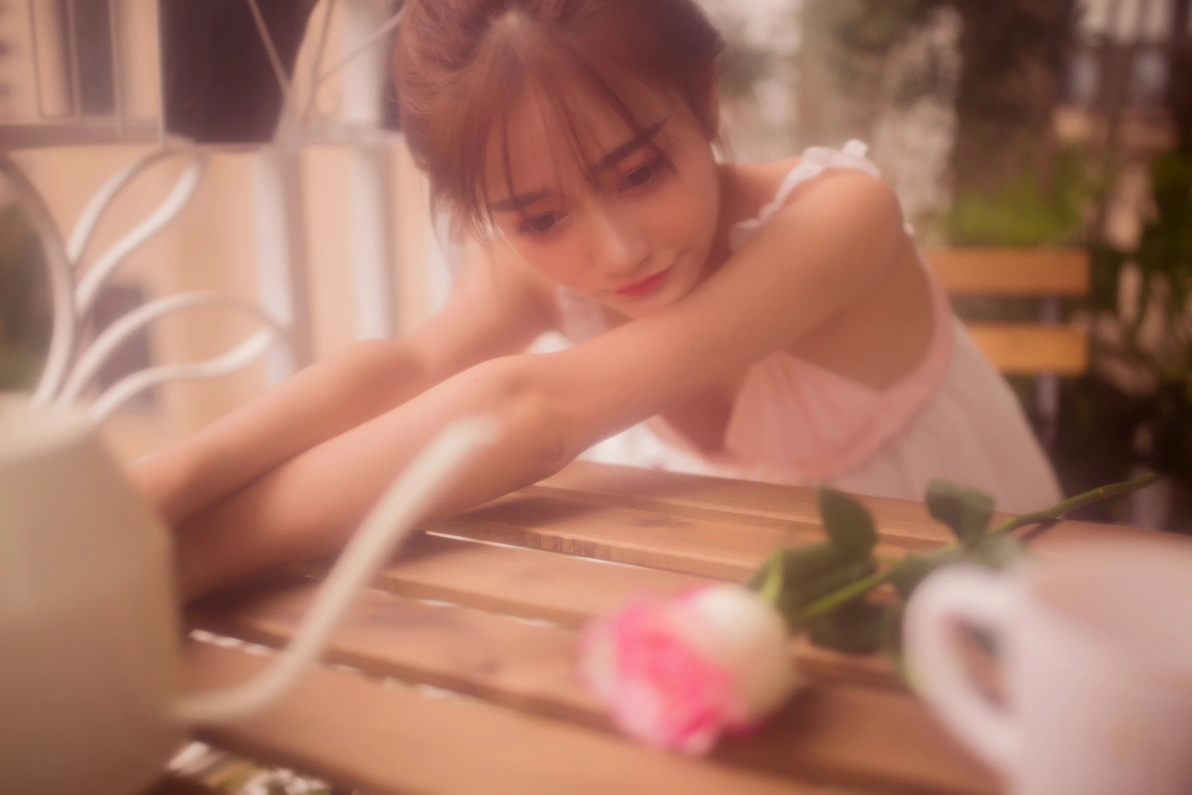 [YALAYI雅拉伊]NO.128 港女 李诗雨 粉色情趣睡衣与短裙加情趣内衣性感私房写真集第6张