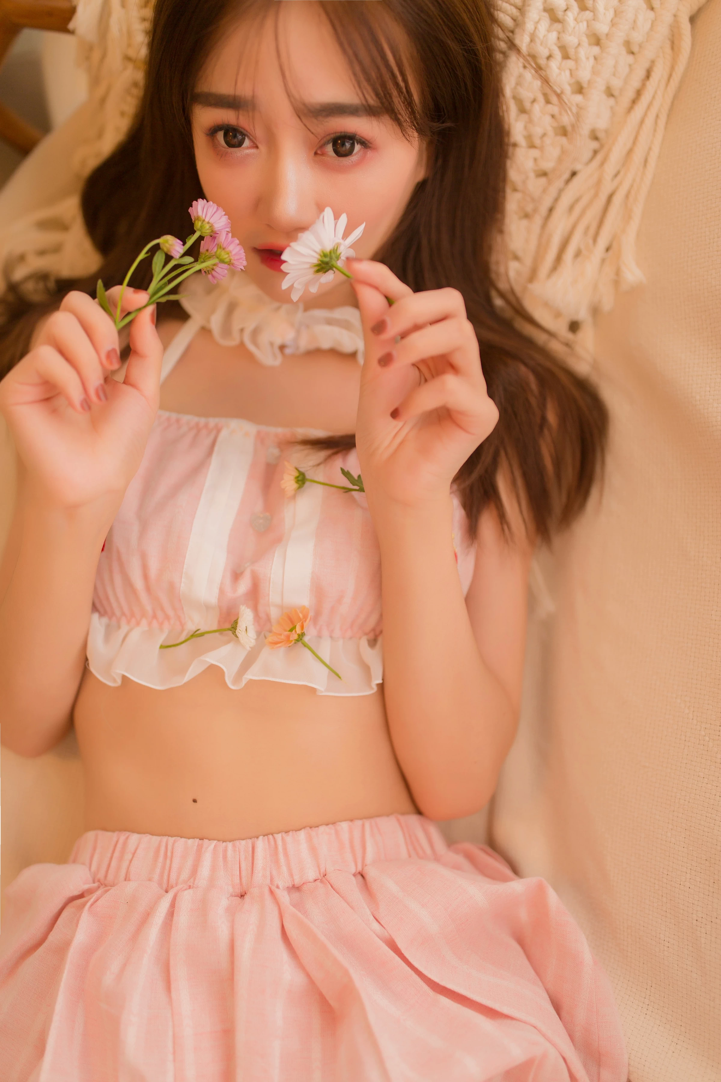 [YALAYI雅拉伊]NO.128 港女 李诗雨 粉色情趣睡衣与短裙加情趣内衣性感私房写真集第15张