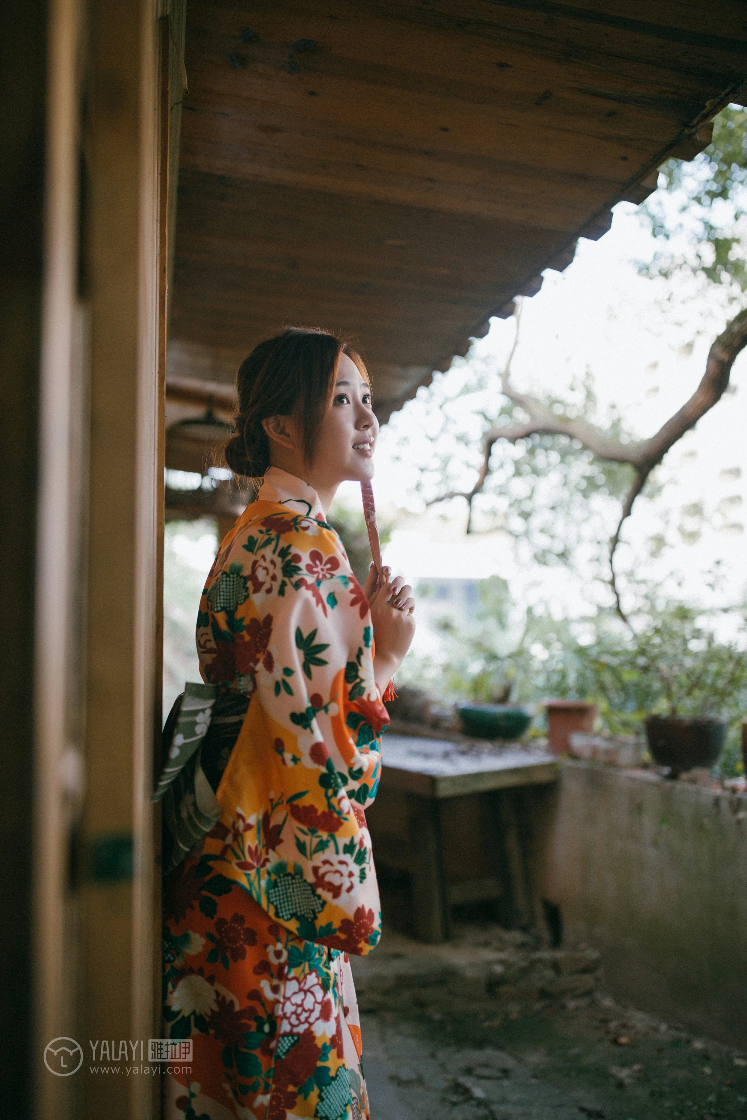 [YALAYI雅拉伊]NO.140 日清和室 张雨青 碎花和服性感私房写真集第4张