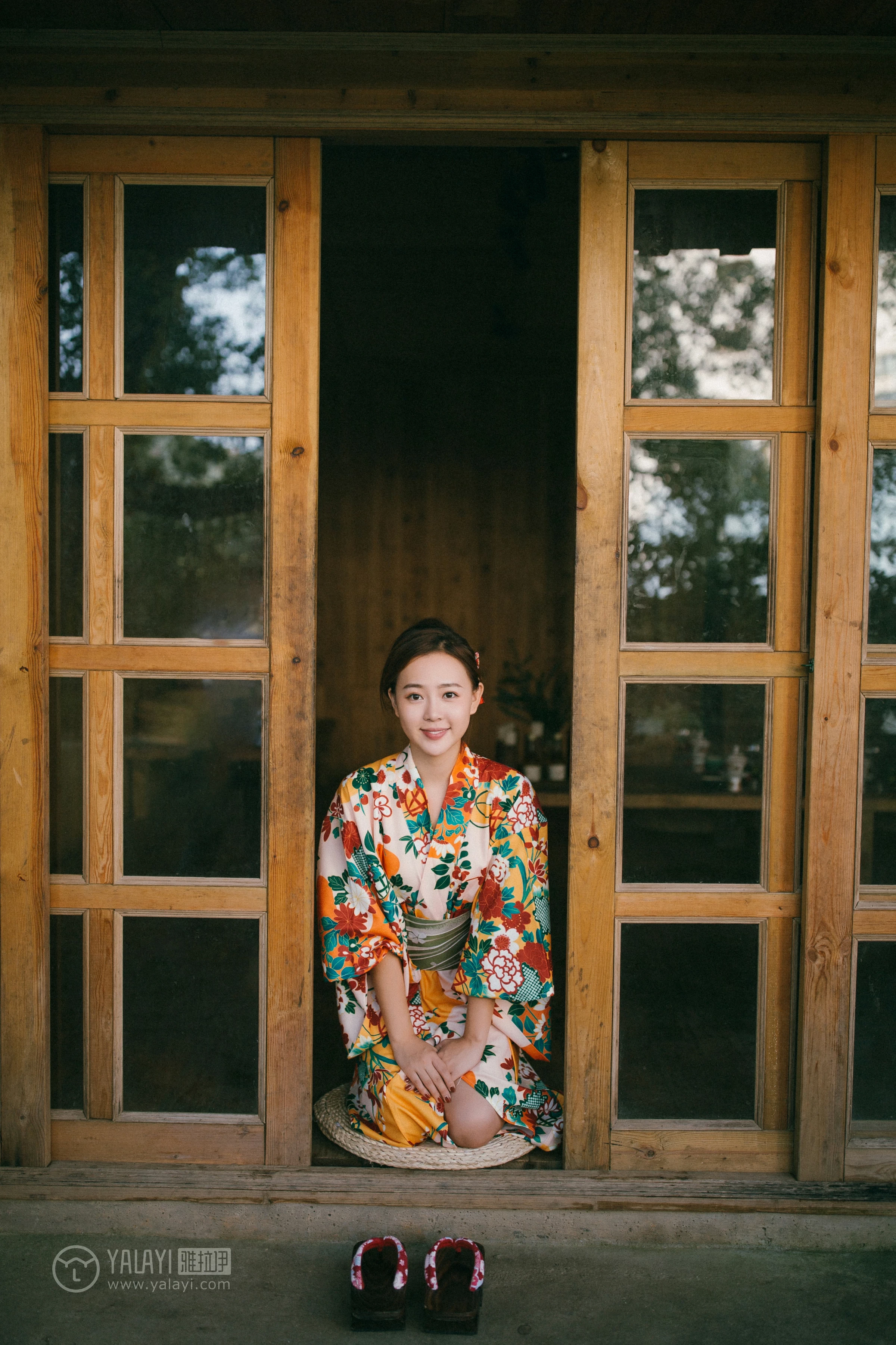 [YALAYI雅拉伊]NO.140 日清和室 张雨青 碎花和服性感私房写真集第14张