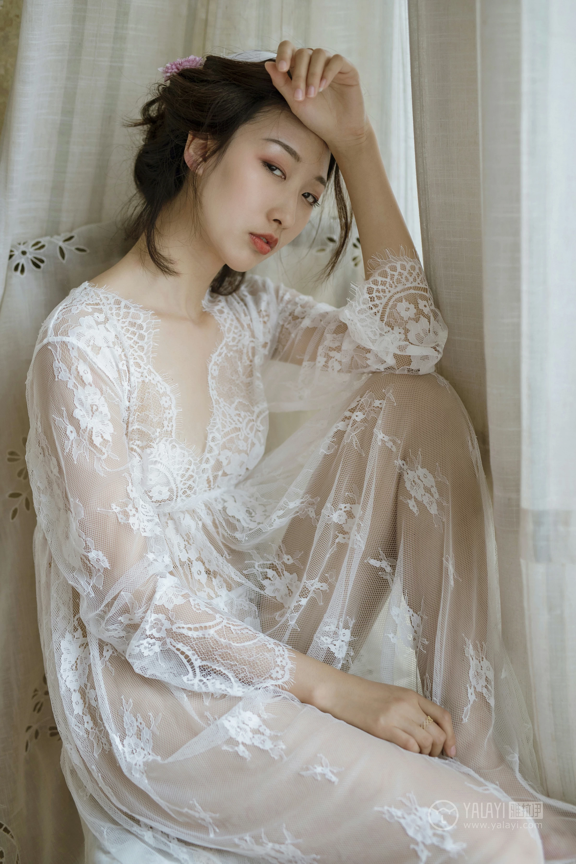 [YALAYI雅拉伊]NO.161 隐隐的柔情 佳佳 白色透视镂空连衣裙性感私房写真集第12张