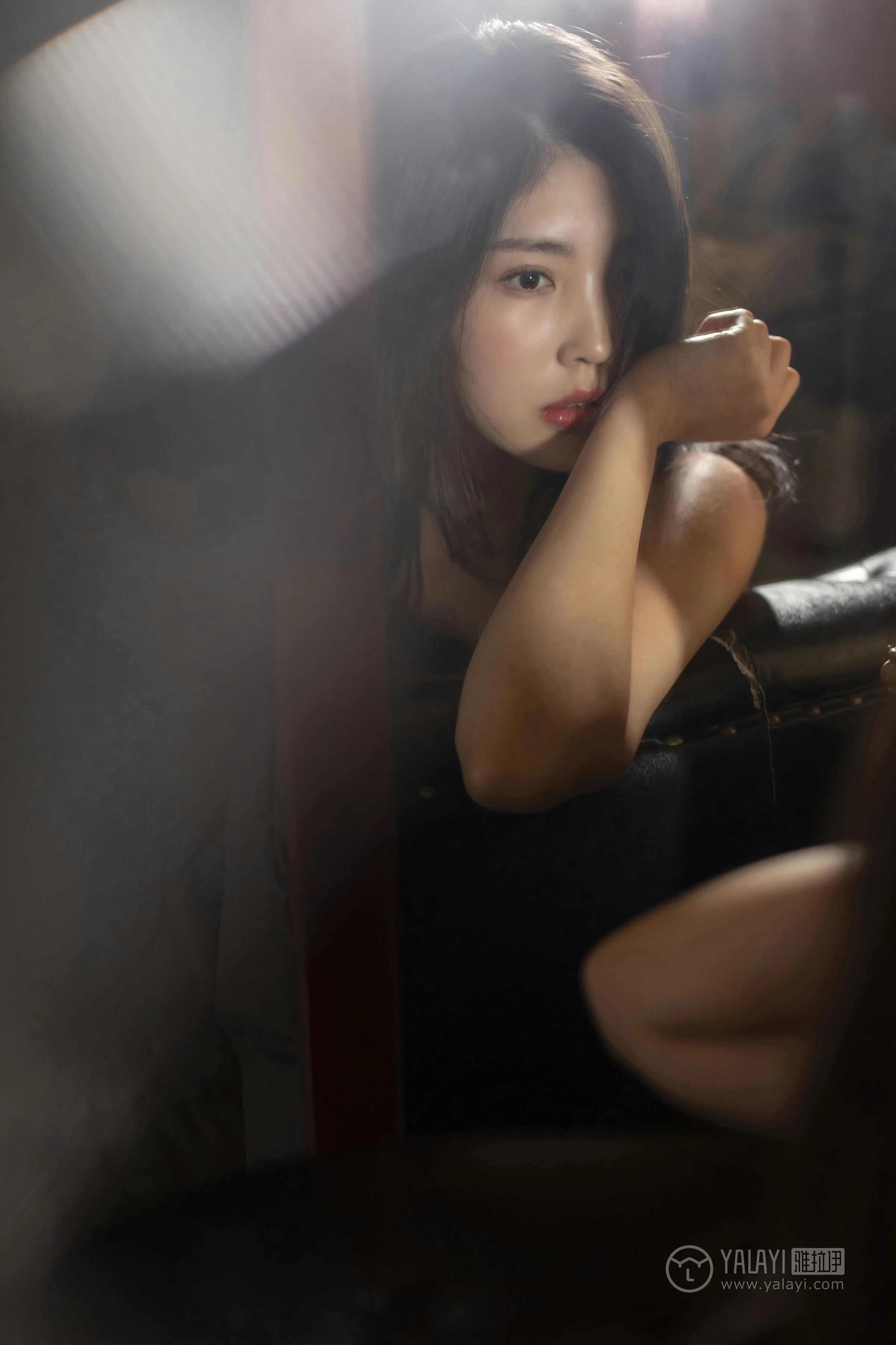 [YALAYI雅拉伊]No.218 独角戏 仓儿 黑色紧身内衣性感私房写真集第17张