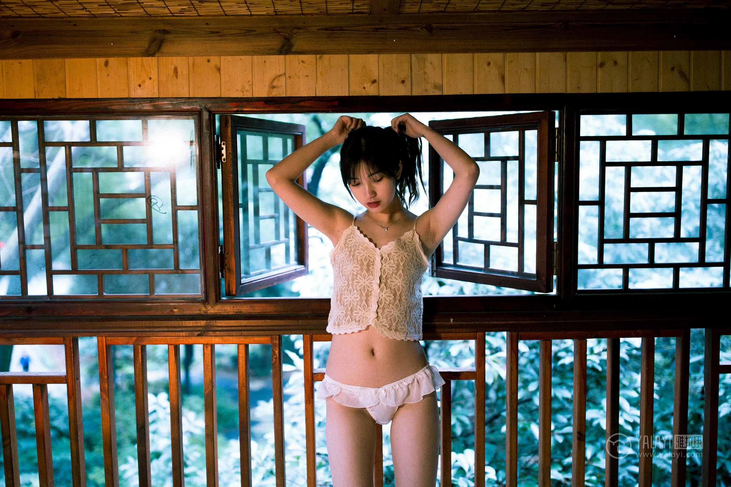 [YALAYI雅拉伊]No.256 人间失格 天蓝酱 白色透视镂空情趣内衣性感私房写真集第4张