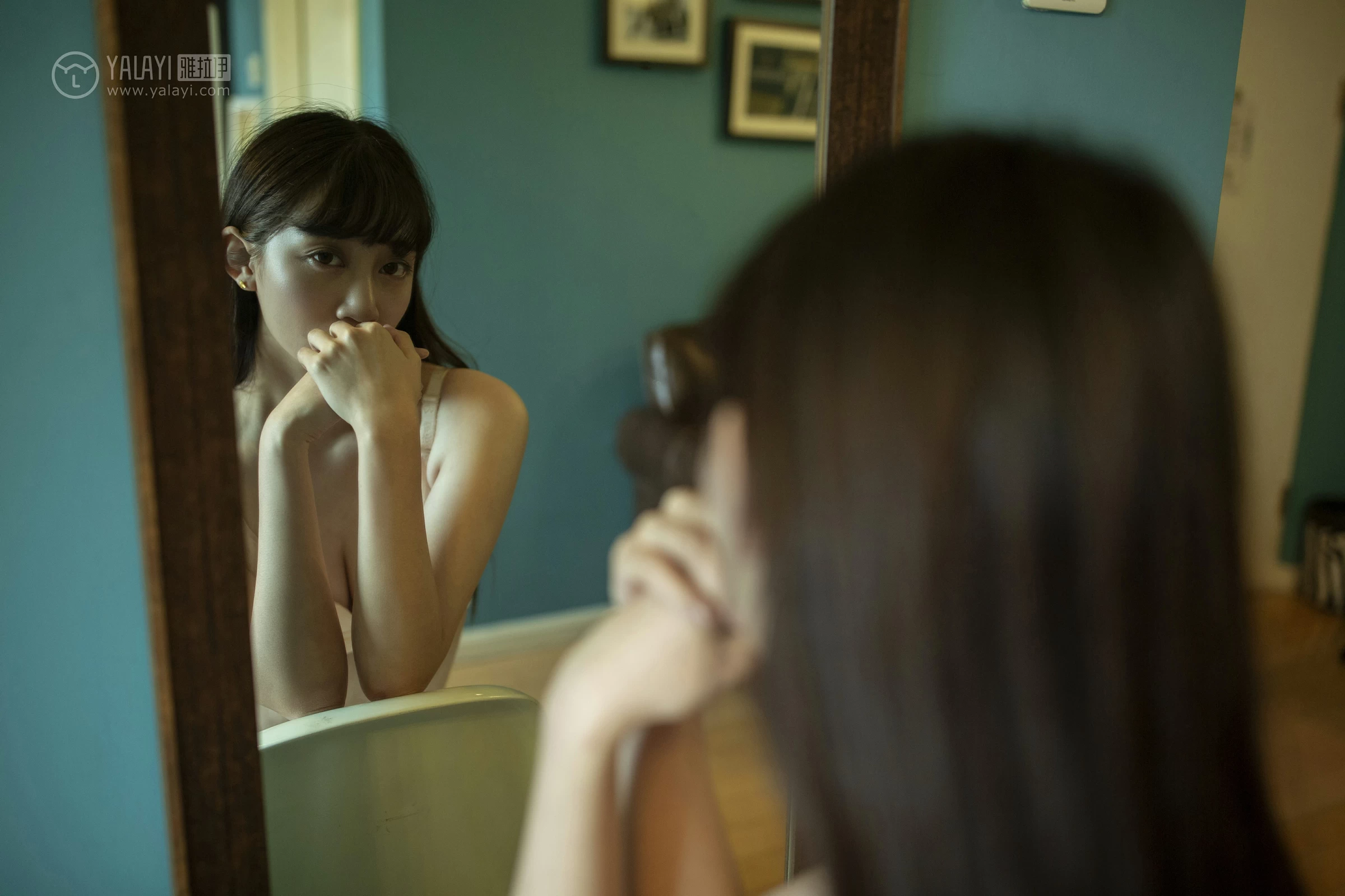 [YALAYI雅拉伊]No.279 那我可以抱你吗 温蒂 白色内衣加情趣内裤性感私房写真集第8张