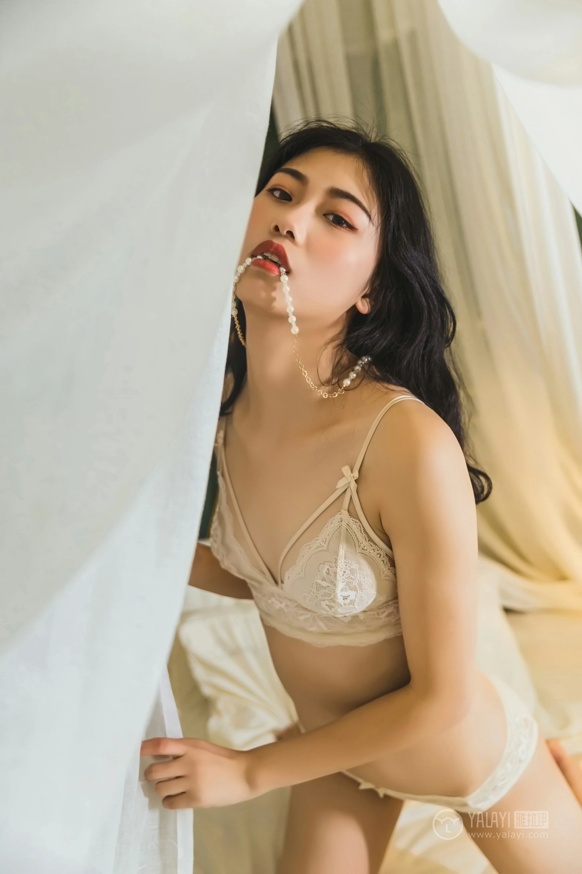 [YALAYI雅拉伊]No.306 我为卿狂 和风 白色蕾丝镂空内衣性感私房写真集第14张