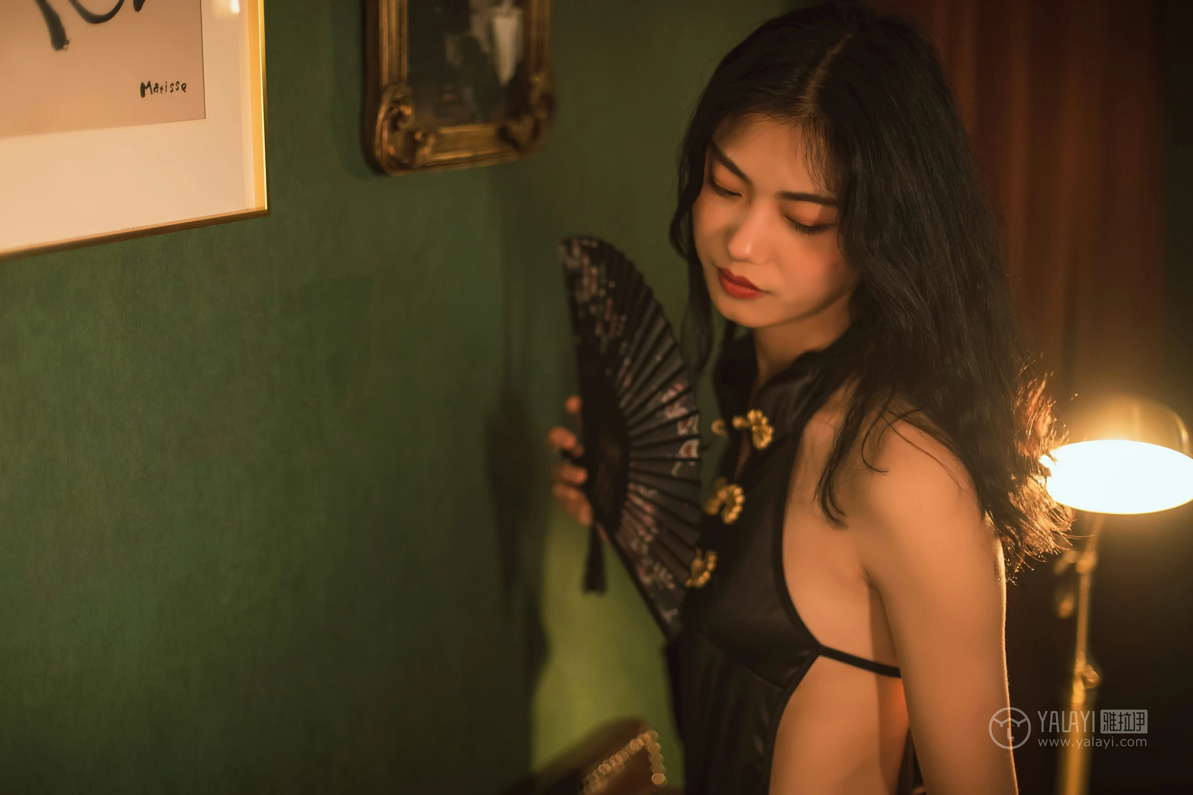 [YALAYI雅拉伊]No.309 夜来香 和风 黑色睡衣加黑色情趣旗袍性感私房写真集第12张