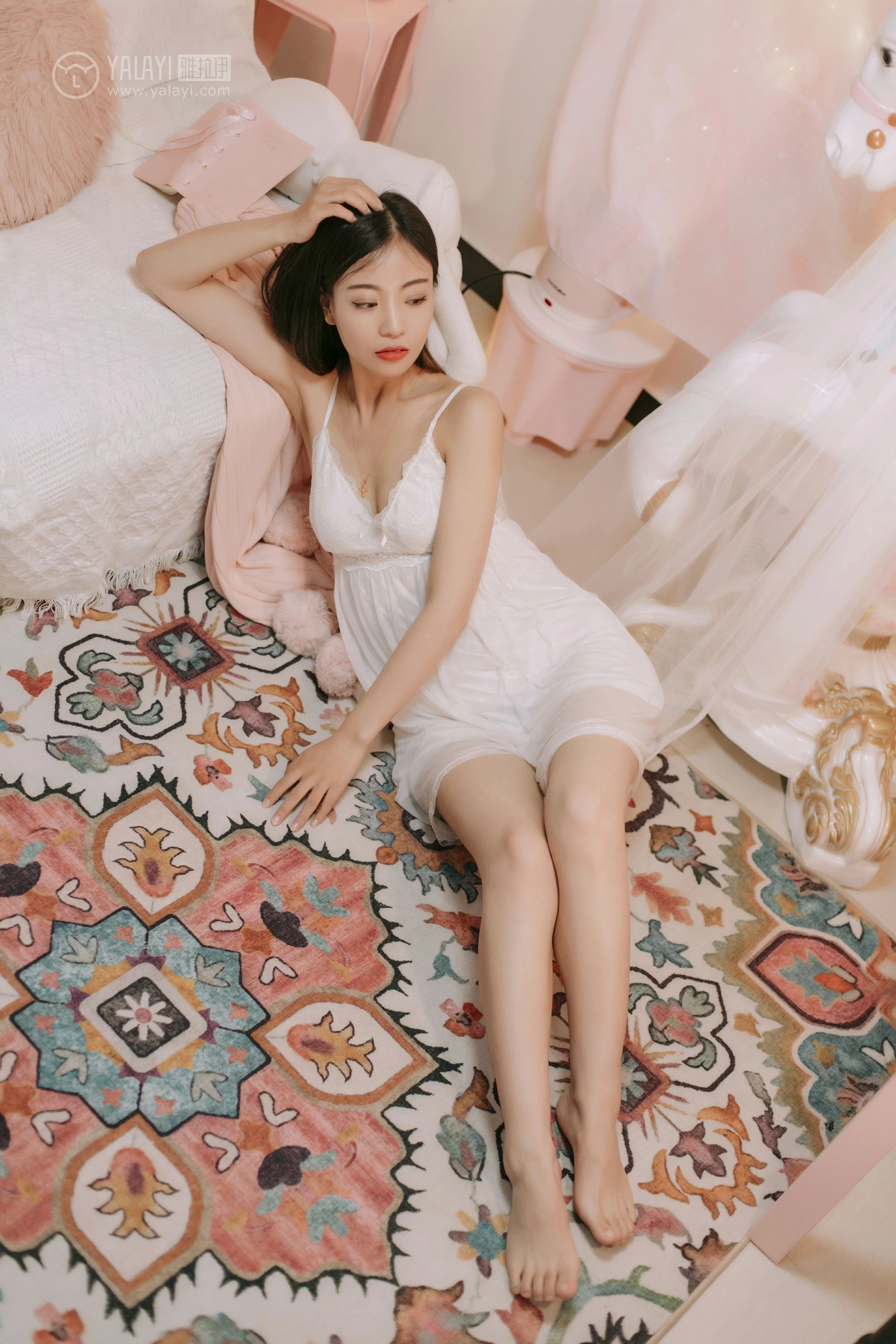 [YALAYI雅拉伊]No.334 浪漫满屋 高若童 白色吊带透视睡衣裙性感私房写真集第8张