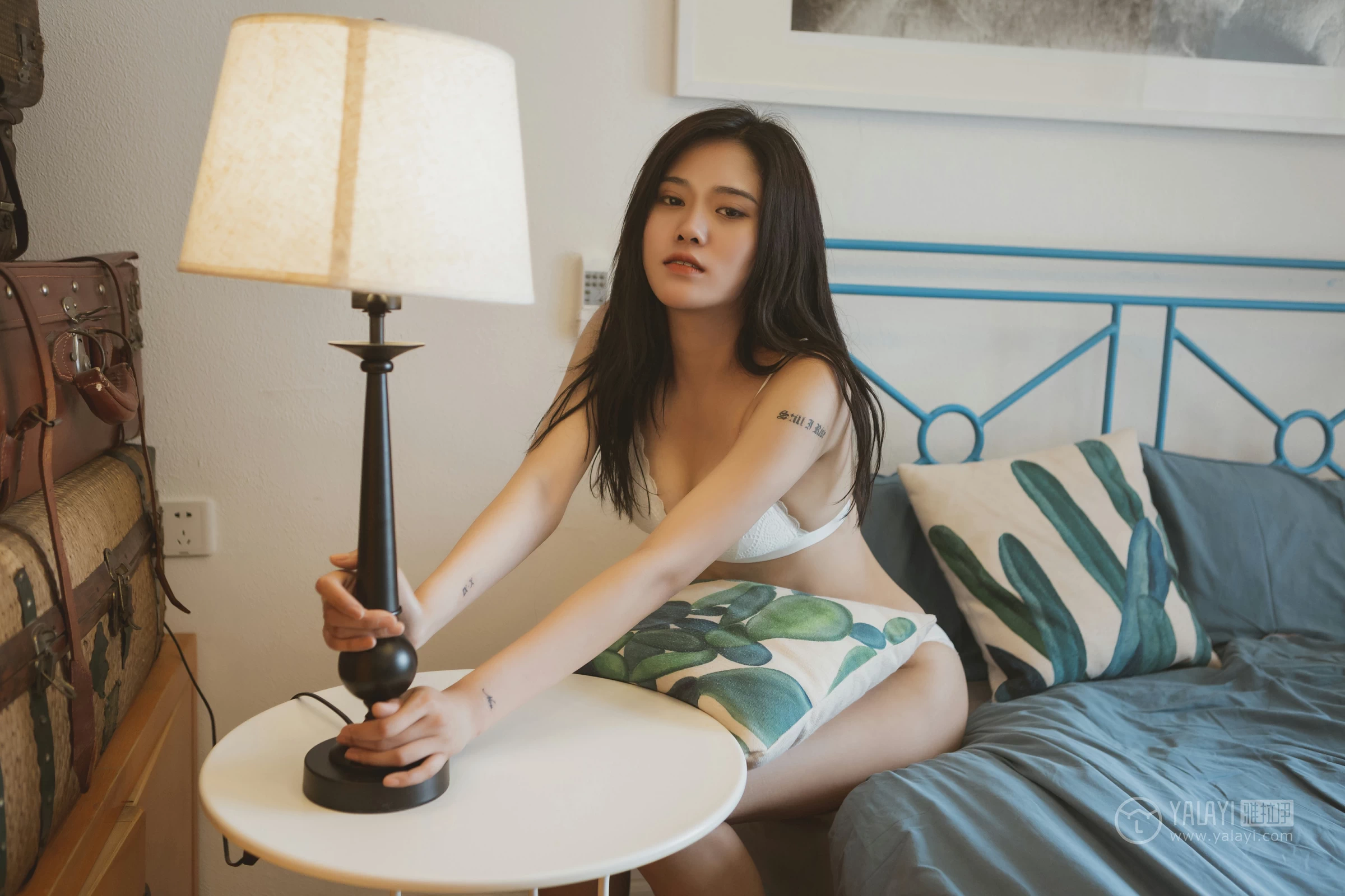 [YALAYI雅拉伊]No.344 情绪断片 荔子 白色蕾丝内衣性感私房写真集第9张