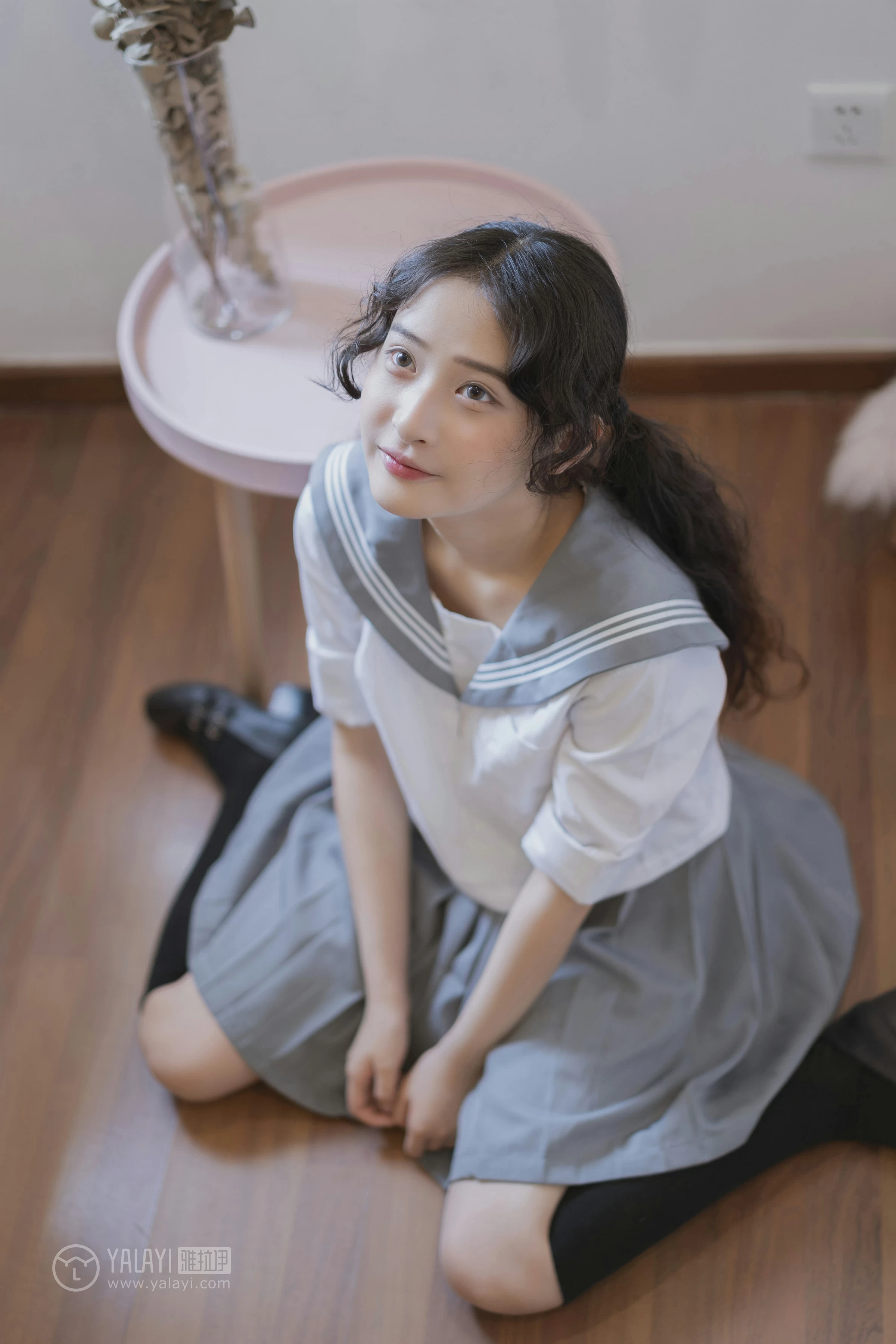 [YALAYI雅拉伊]No.349 清纯学生妹 西子 高中女生制服与短裙性感私房写真集第12张