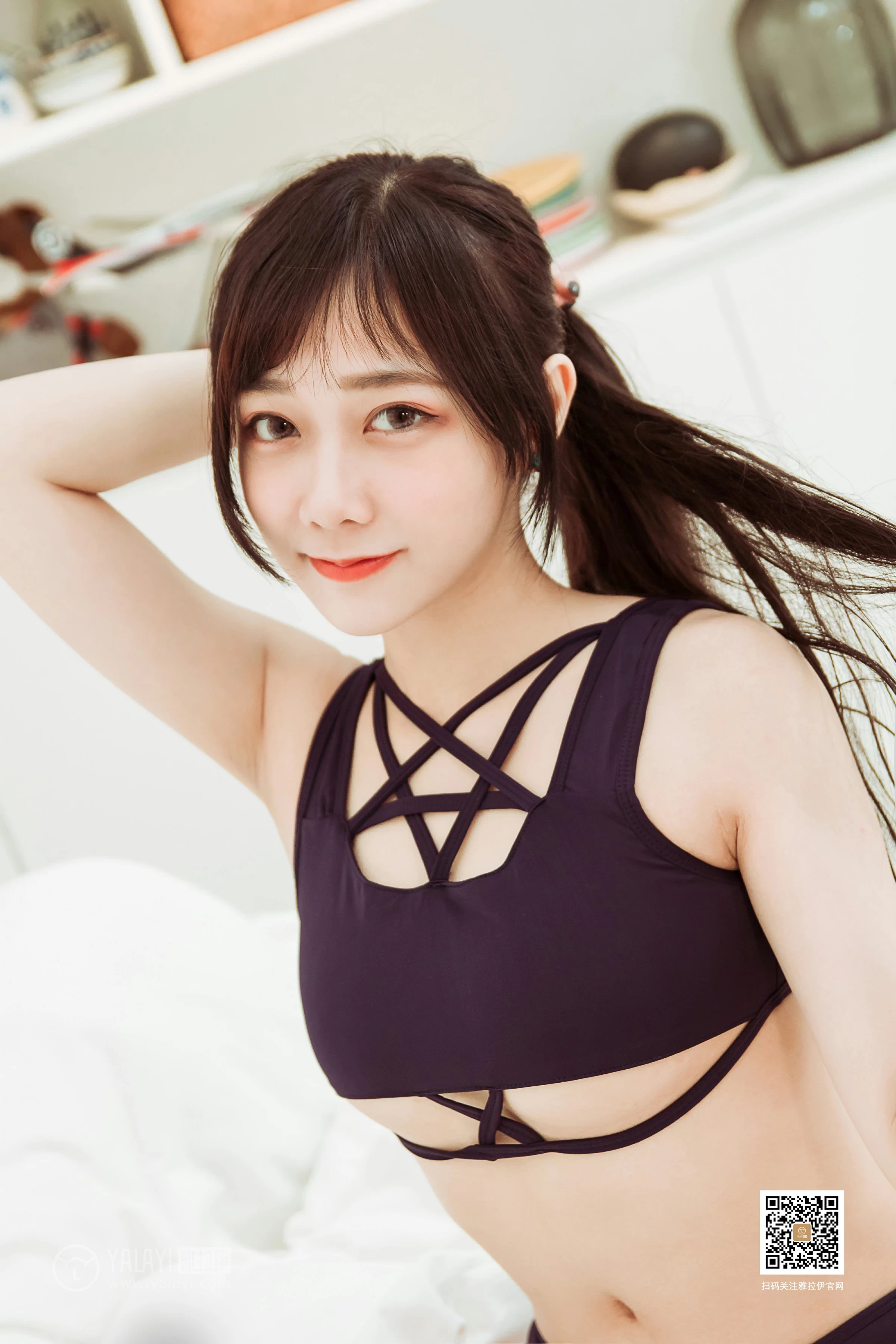 [YALAYI雅拉伊]No.367 独宠娇妻 夜夜 黑色性感内衣居家私房写真集第5张