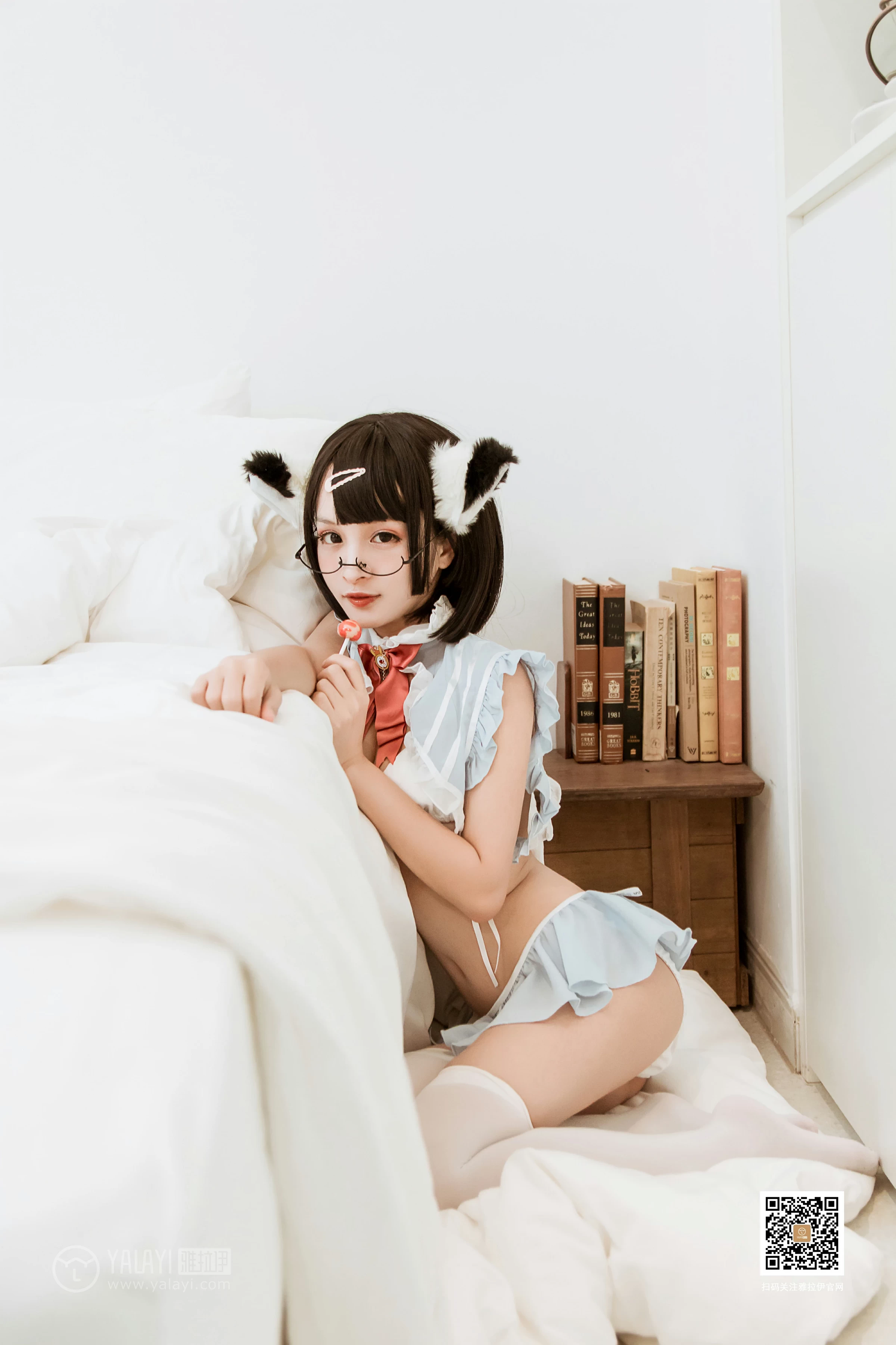 [YALAYI雅拉伊]No.384 爱丽丝 艾丽 情趣制服内衣加白色丝袜美腿性感私房写真集第12张