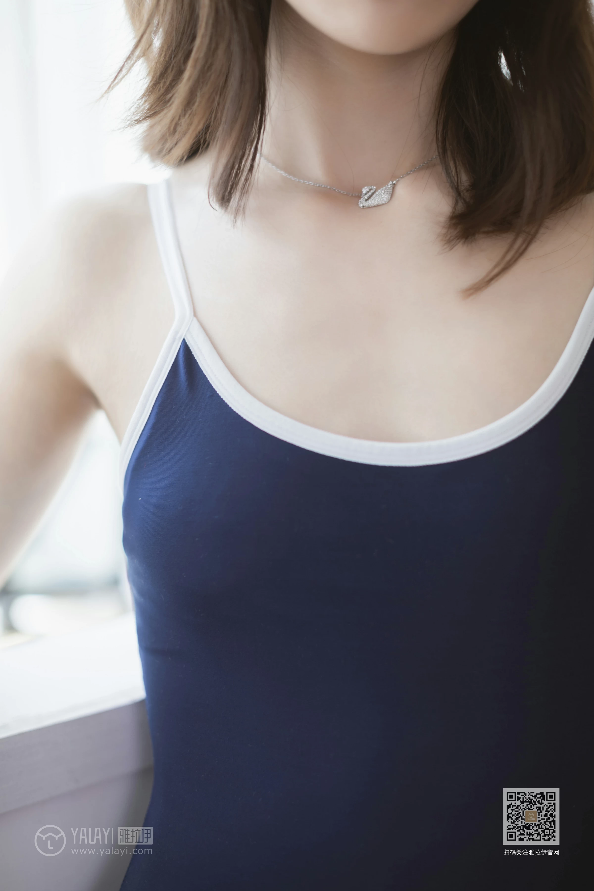 [YALAYI雅拉伊]Vol.410 很酷的水 佳佳 蓝色连体运动内衣性感私房写真集第7张