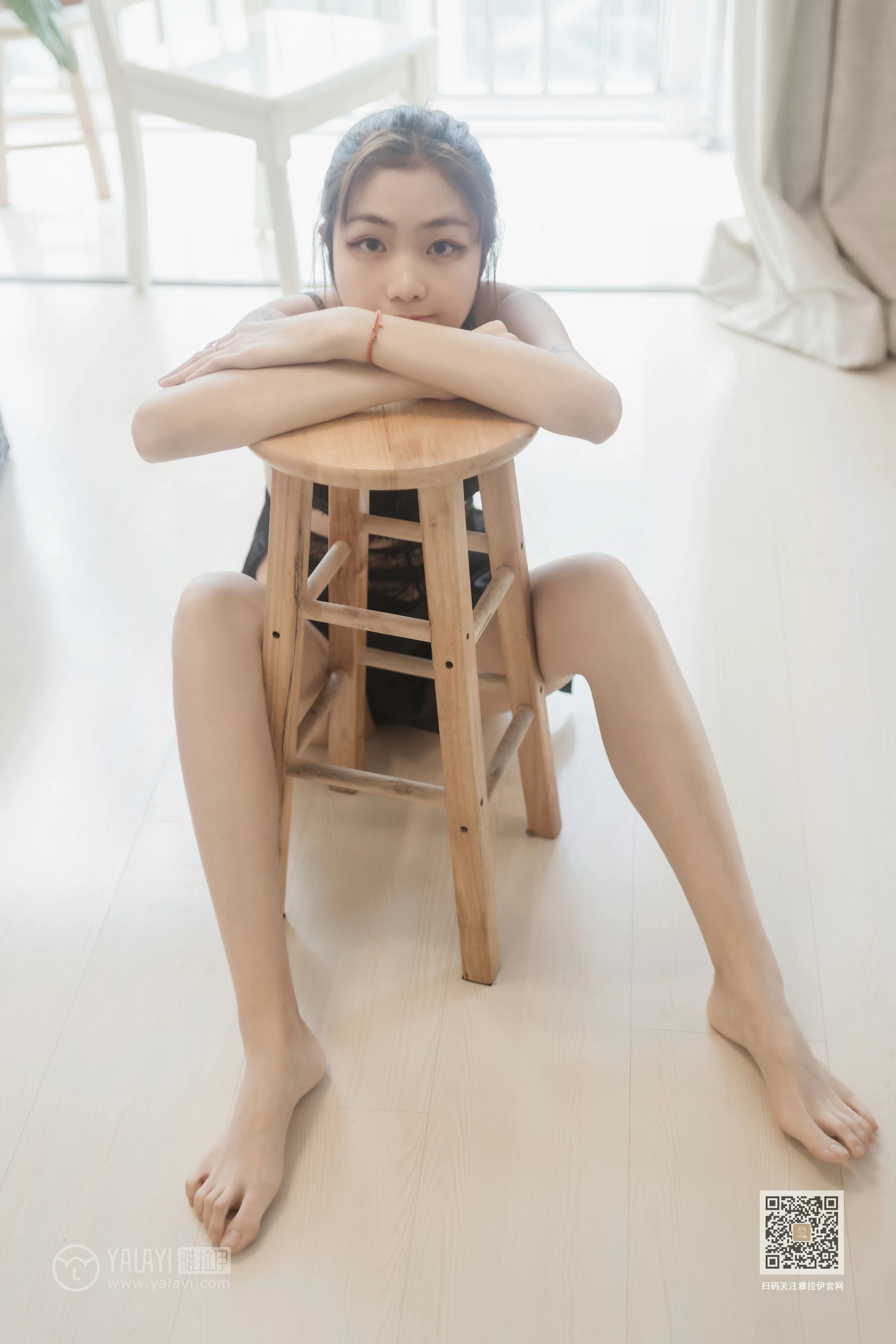 [YALAYI雅拉伊]Vol.432 千禧少女 鸭鸭 黑色透视情趣内衣性感私房写真集第13张