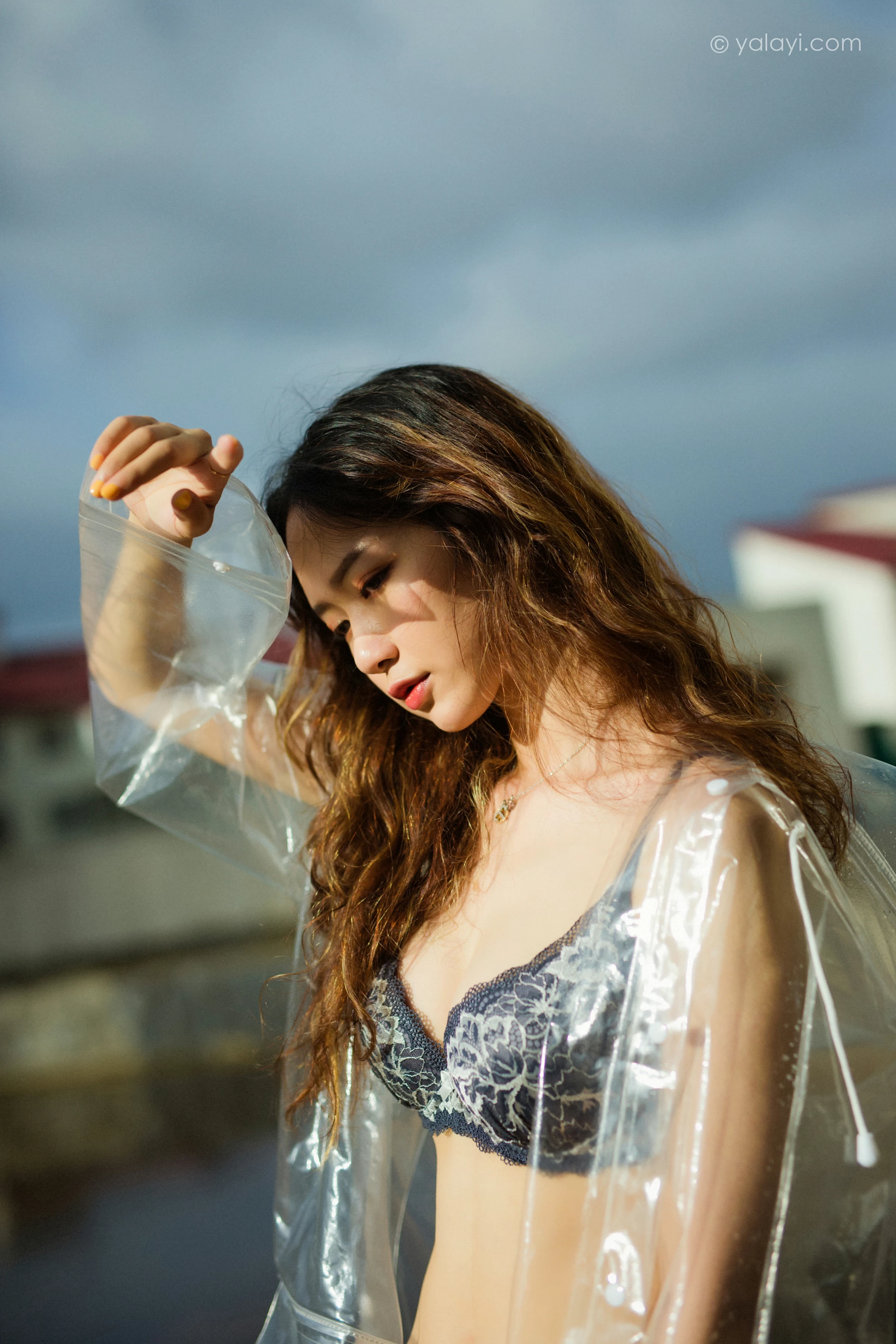 [YALAYI雅拉伊]NO.676 《七月的雨》 晓琳 黑色蕾丝内衣性感私房写真集第11张