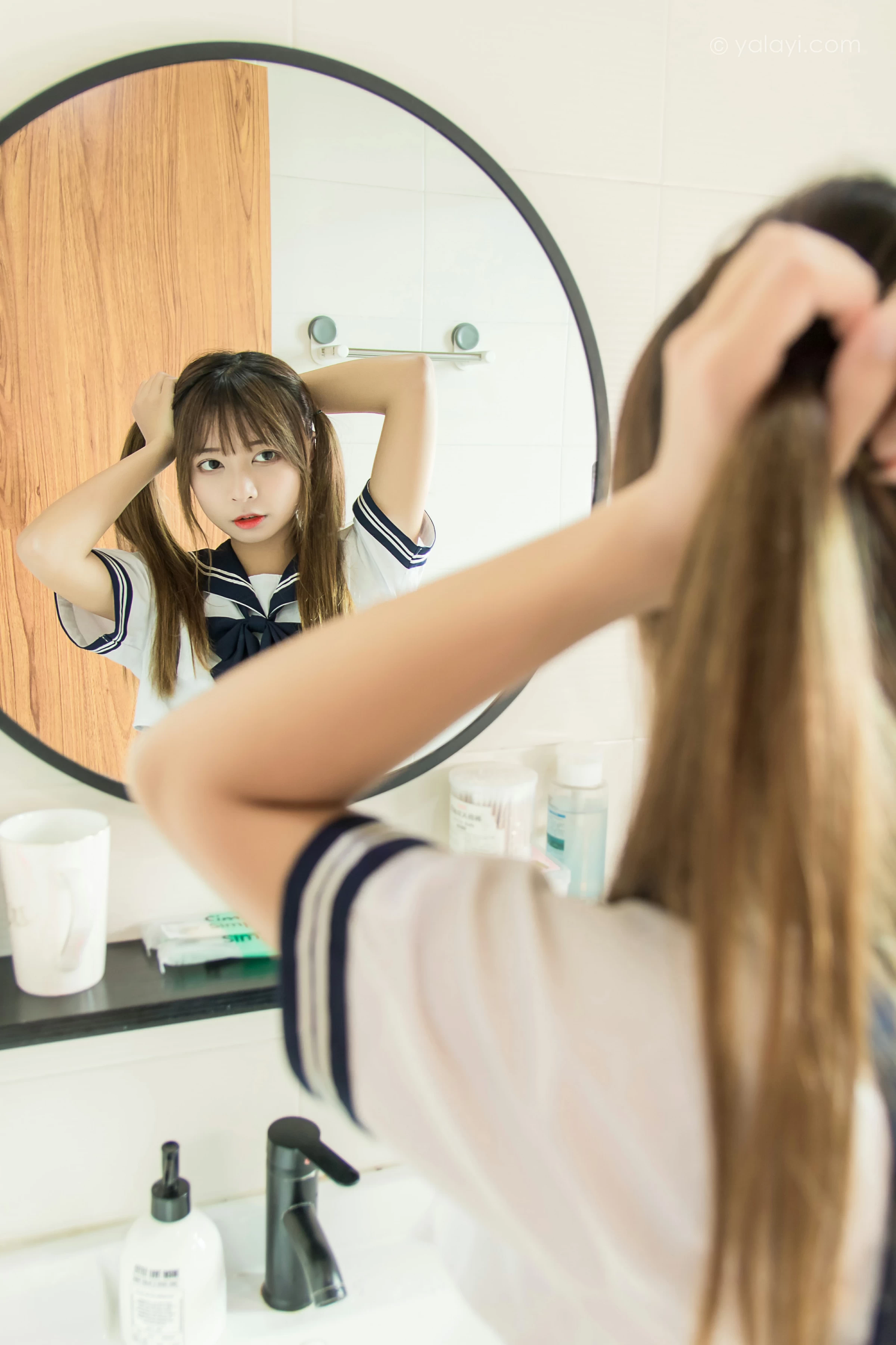 [YALAYI雅拉伊]NO.681 《少女的夏天》 阿禾 JK水手制服加蓝色紧身连体体操服性感私房写真集第14张