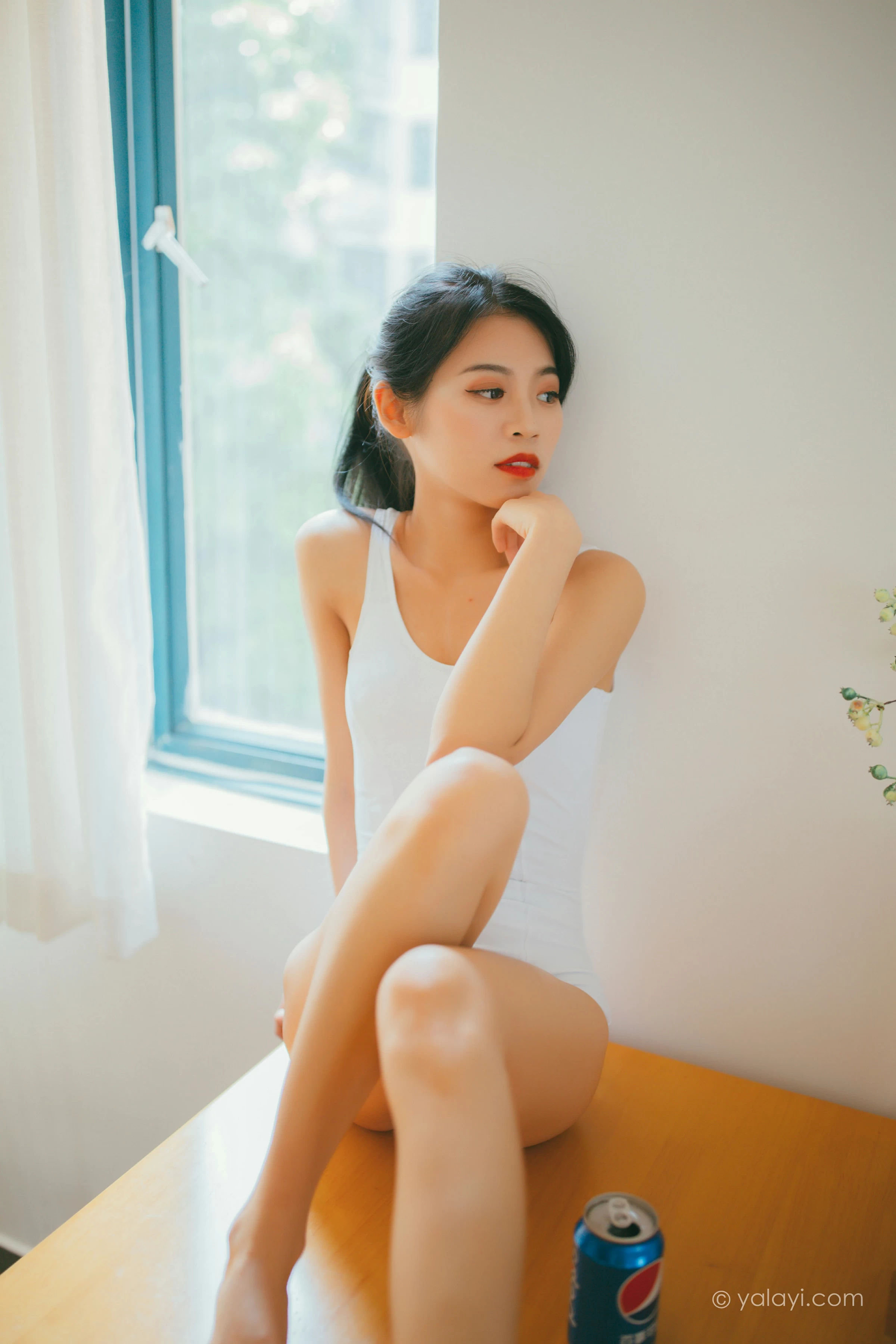 [YALAYI雅拉伊]NO.660 《消暑少女》 丽雅 白色连体体操服性感私房写真集第19张