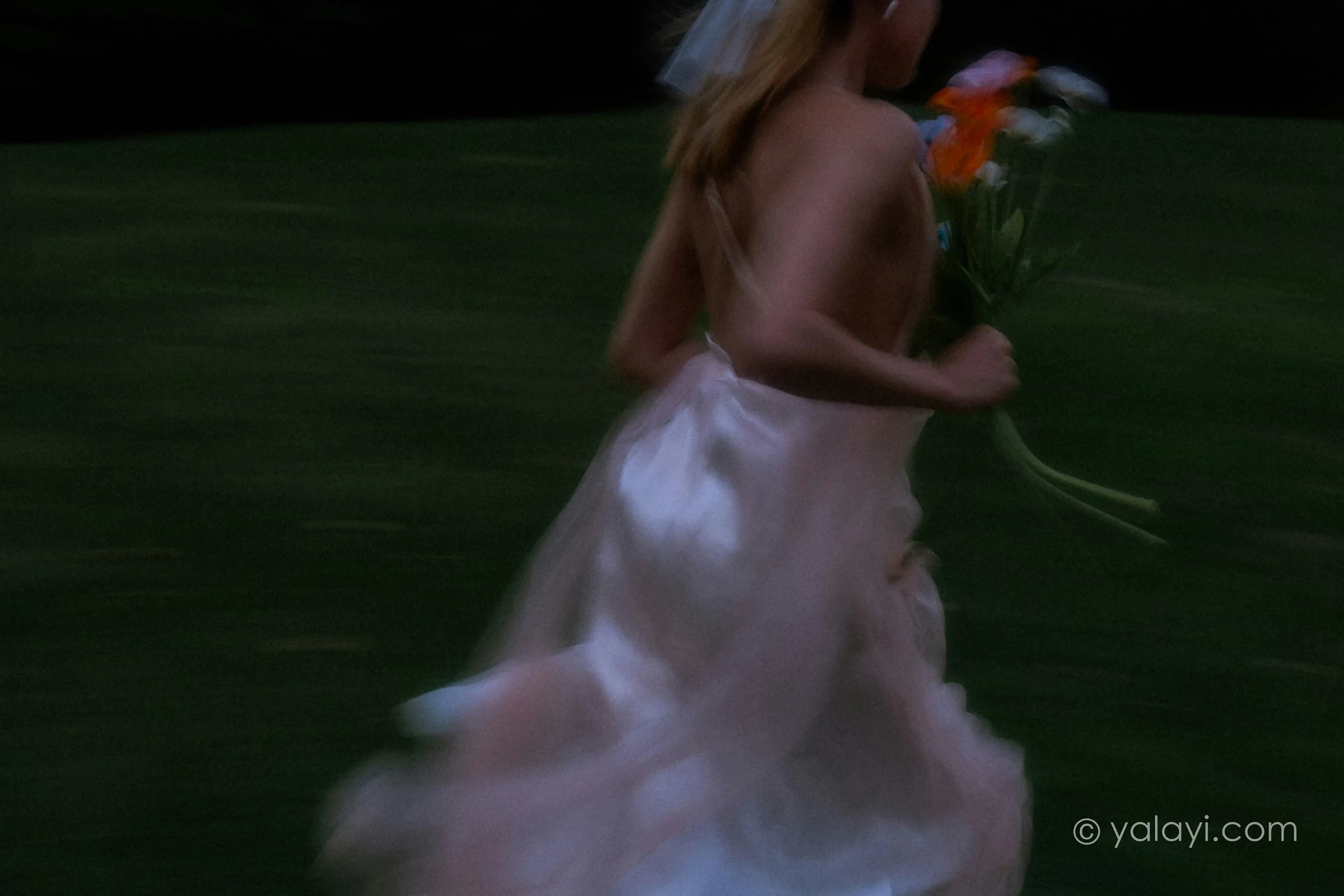 [YALAYI雅拉伊]NO.695 《救赎》 米粒米粒 粉色吊带连衣裙写真第20张