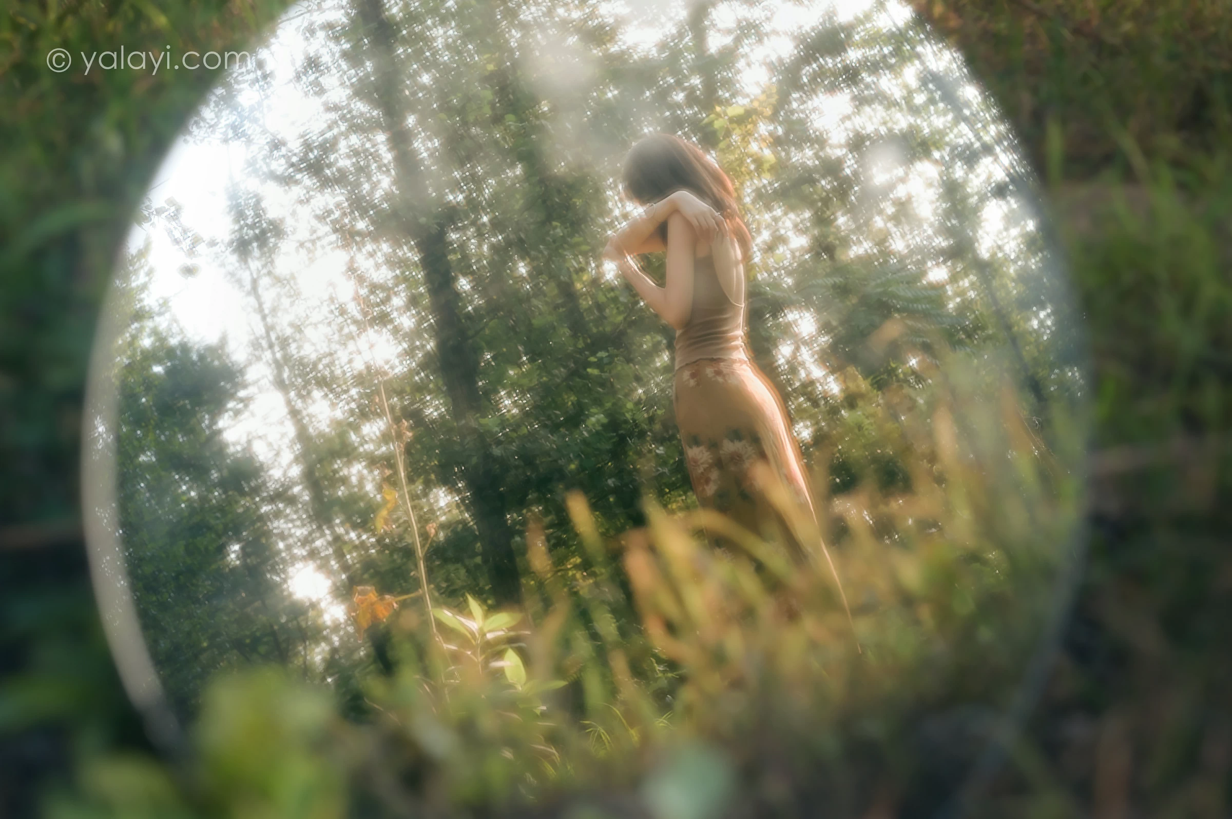 [YALAYI雅拉伊]NO.691 《梦境》 佳佳 橙色性感小背心加短裙私房写真第18张