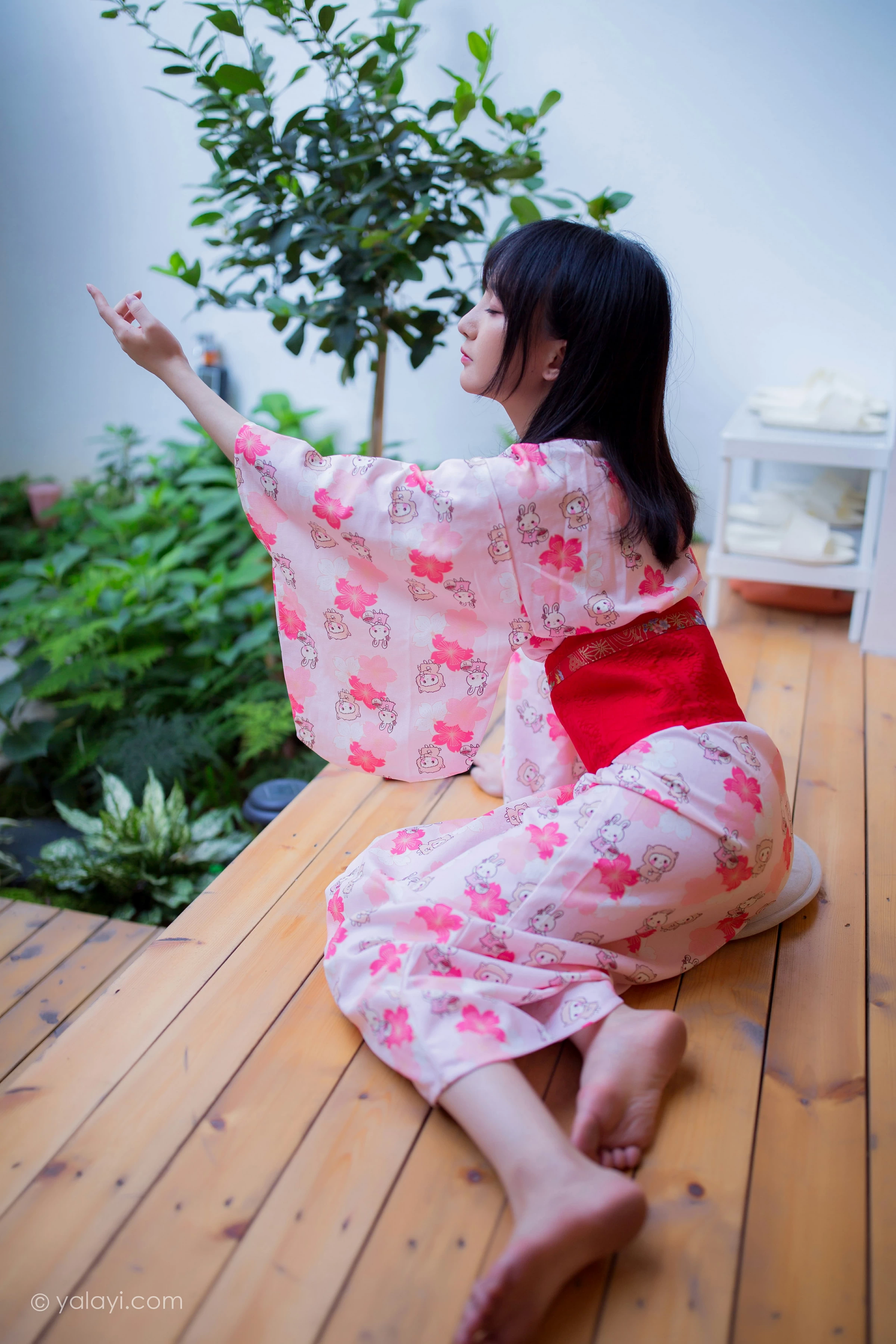 [YALAYI雅拉伊]NO.706 《樱花精灵》 落落 粉色和服性感私房写真集第10张