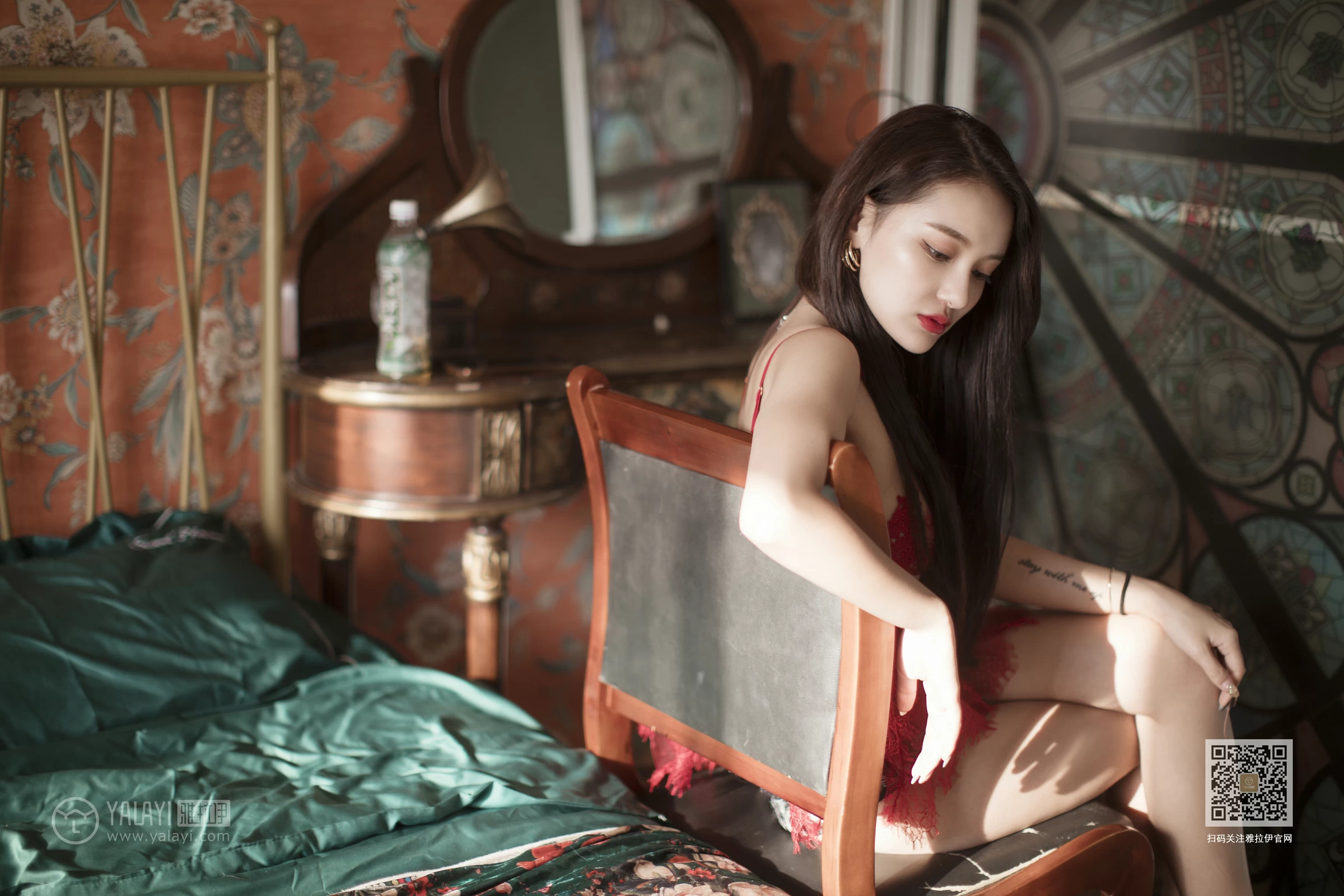 [YALAYI雅拉伊]Vol.458 锦秀奇缘 刘子炀 红色透视情趣内衣性感私房写真集第16张