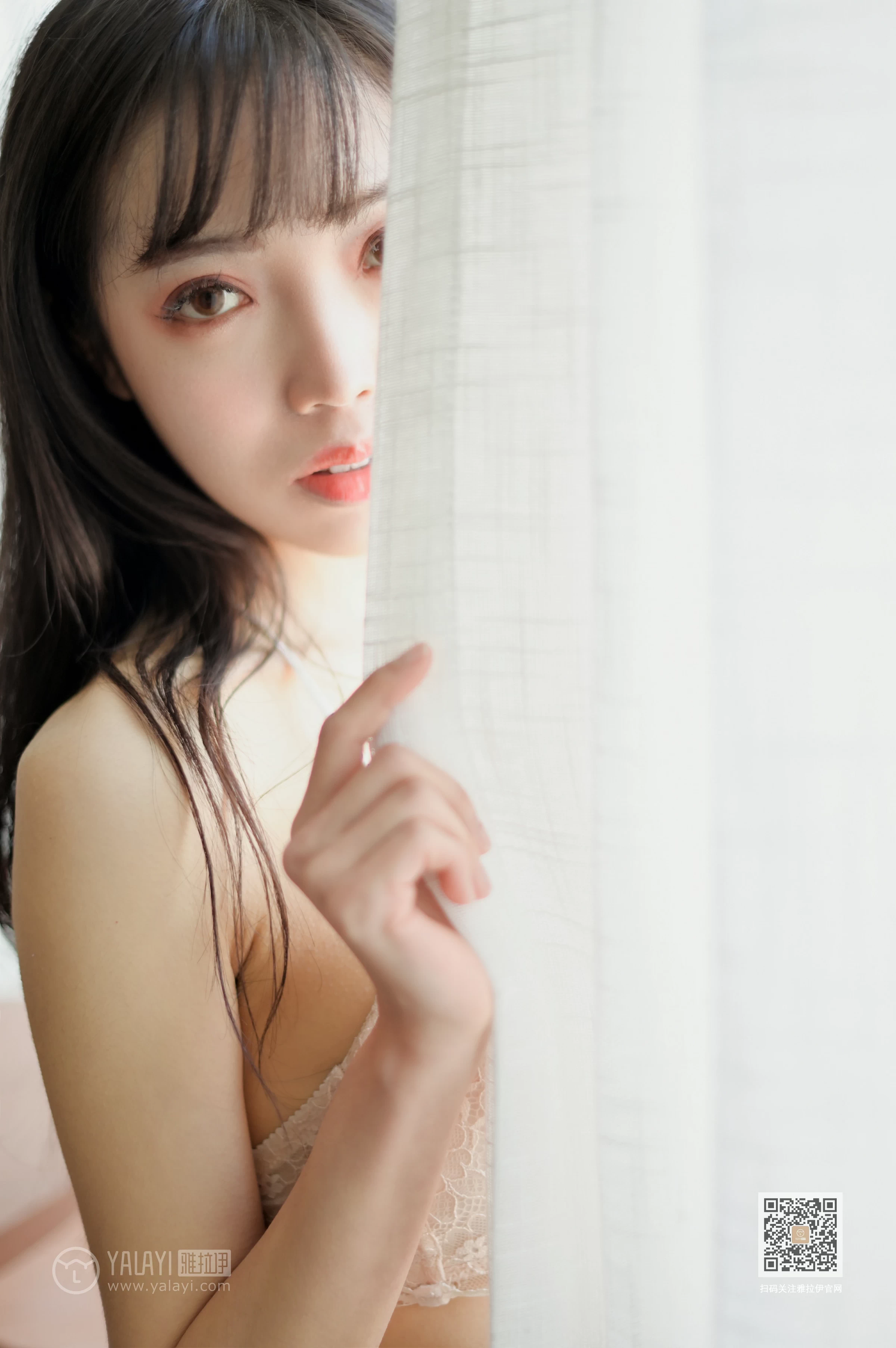 [YALAYI雅拉伊]Vol.469 冰肌白波 软软 白色蕾丝内衣居家性感私房写真集第13张