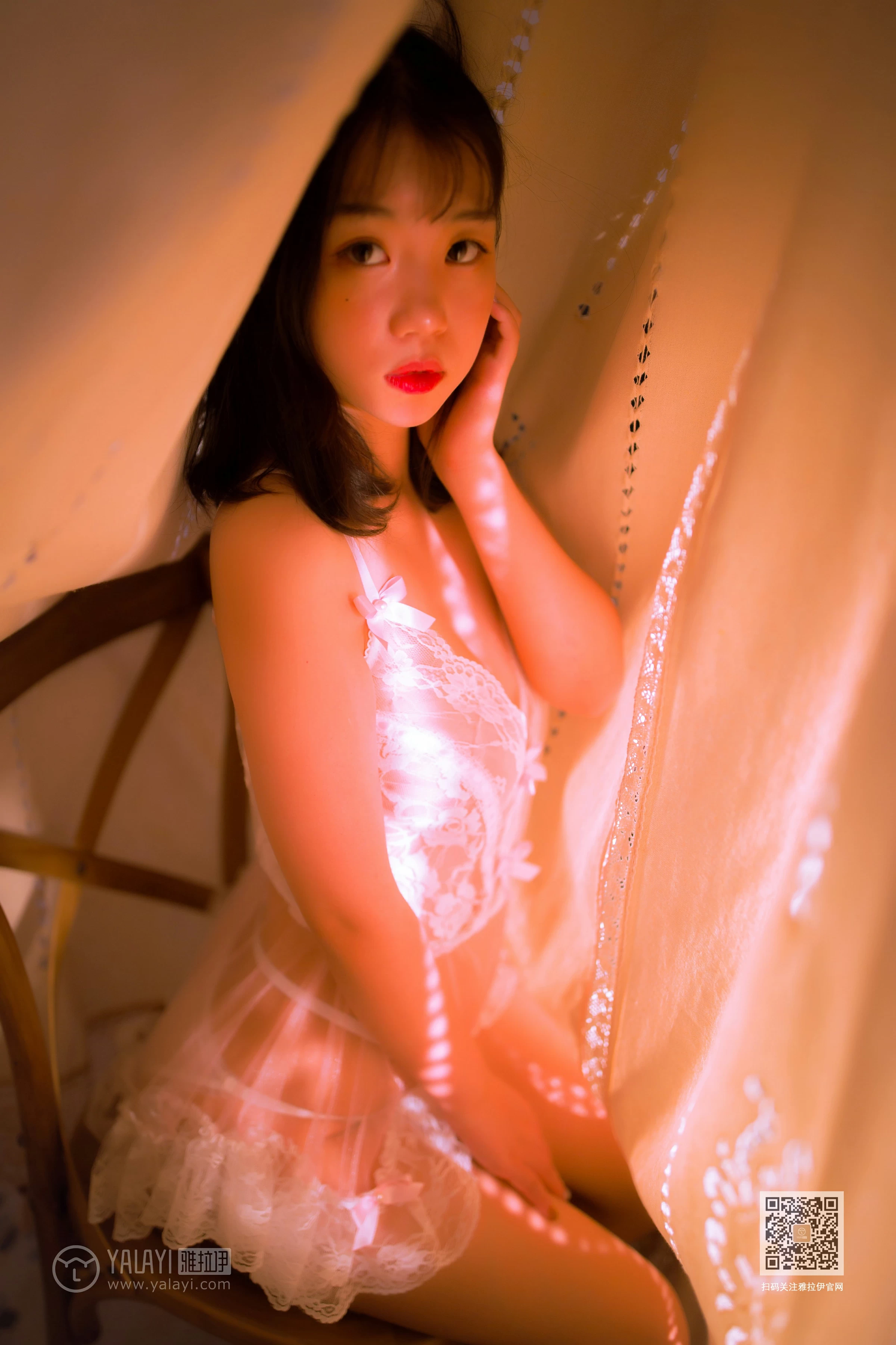 [YALAYI雅拉伊]Vol.476 熟透 苗婷婷 白色透视情趣内衣裙性感私房写真集第8张