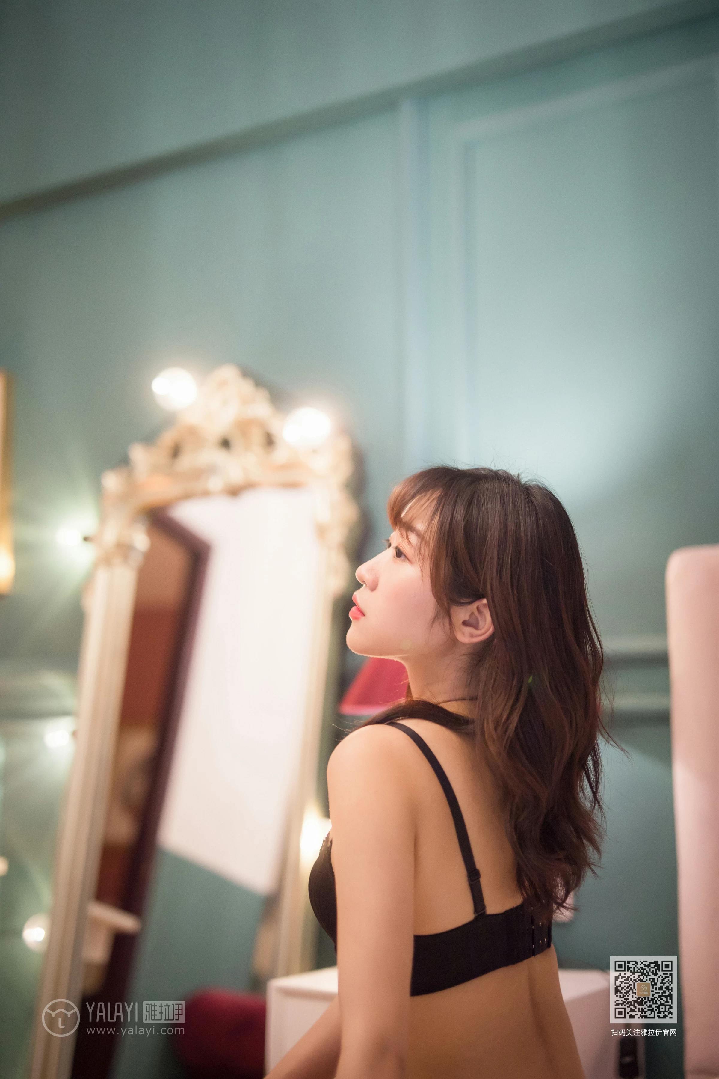 [YALAYI雅拉伊]Vol.537 撒娇女友最好命 小颖 黑色蕾丝情趣内衣性感私房写真集第2张