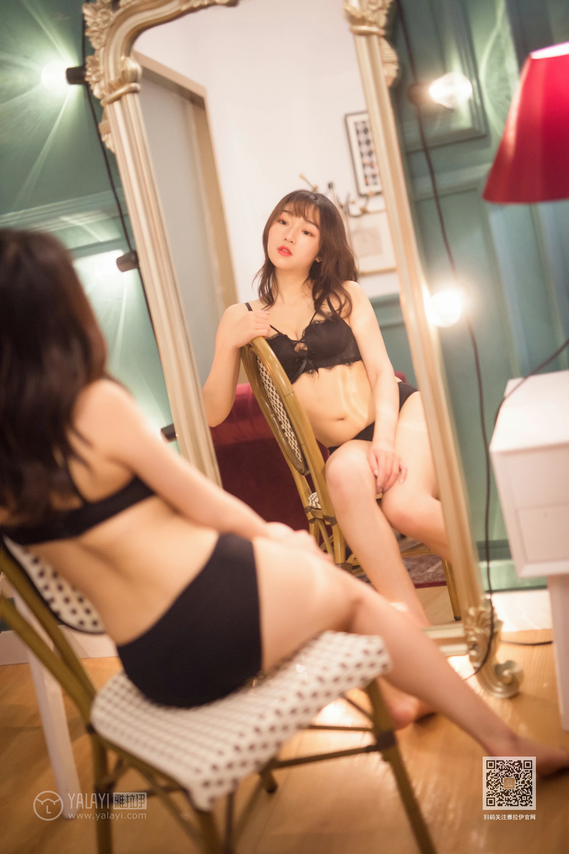 [YALAYI雅拉伊]Vol.537 撒娇女友最好命 小颖 黑色蕾丝情趣内衣性感私房写真集第7张