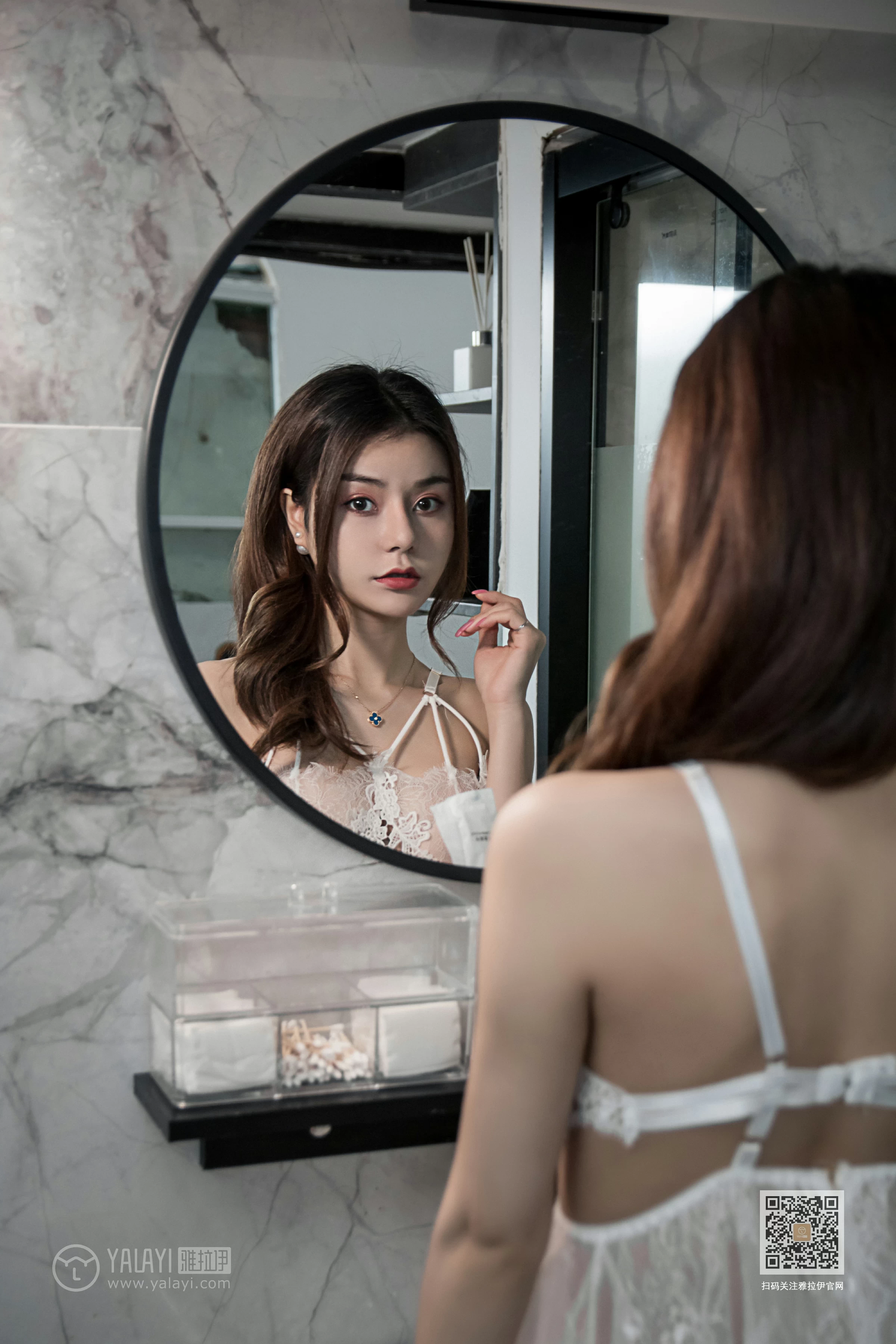 [YALAYI雅拉伊]NO.604 《方圆之间》 蓉蓉 白色透视蕾丝情趣内衣性感私房写真集第9张