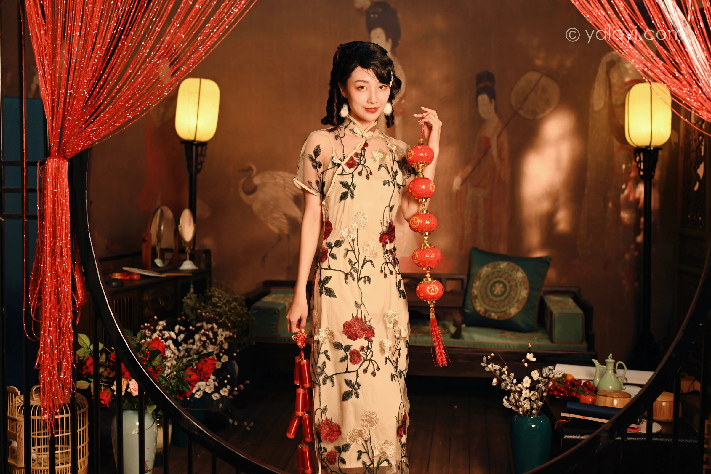 [YALAYI雅拉伊]2022.01.25 我在那里等你 佳佳 白色透视旗袍民国风写真集第9张