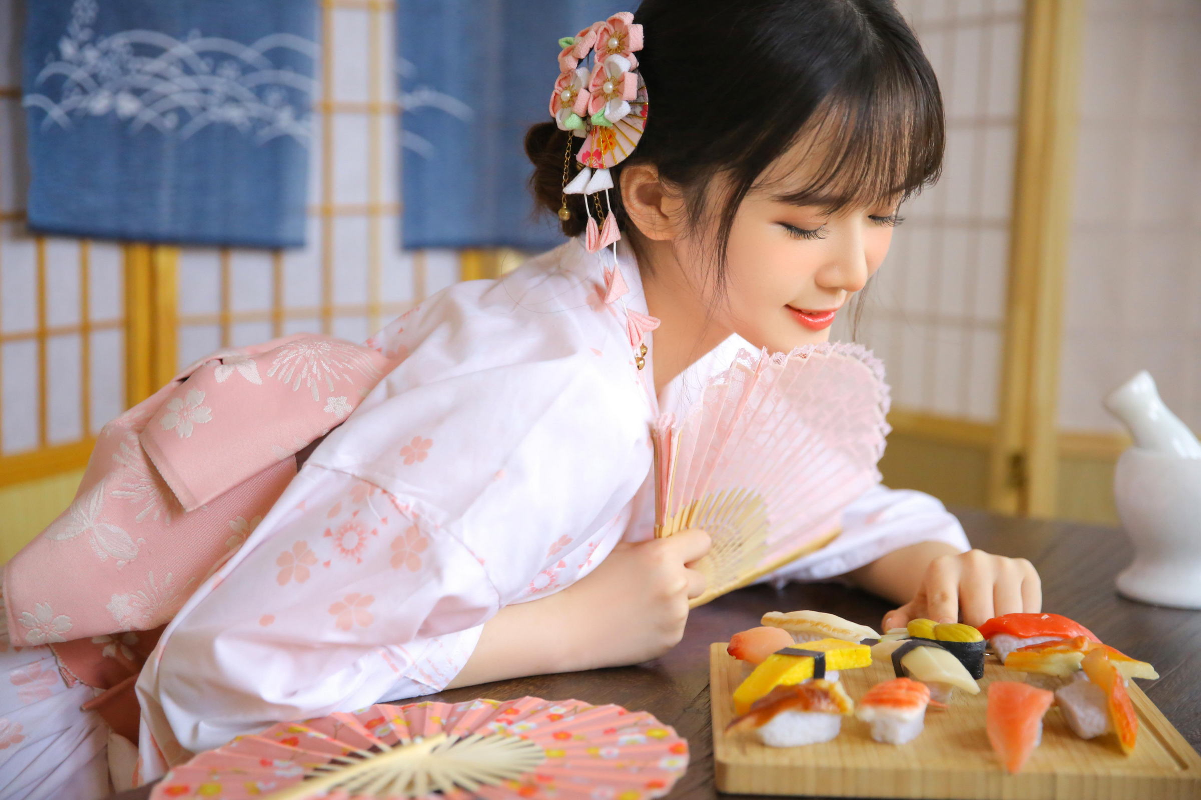 [YALAYI雅拉伊]2022.05.05 尽情可爱 甜美少女 JK水手制服与粉色和服清纯写真集第6张