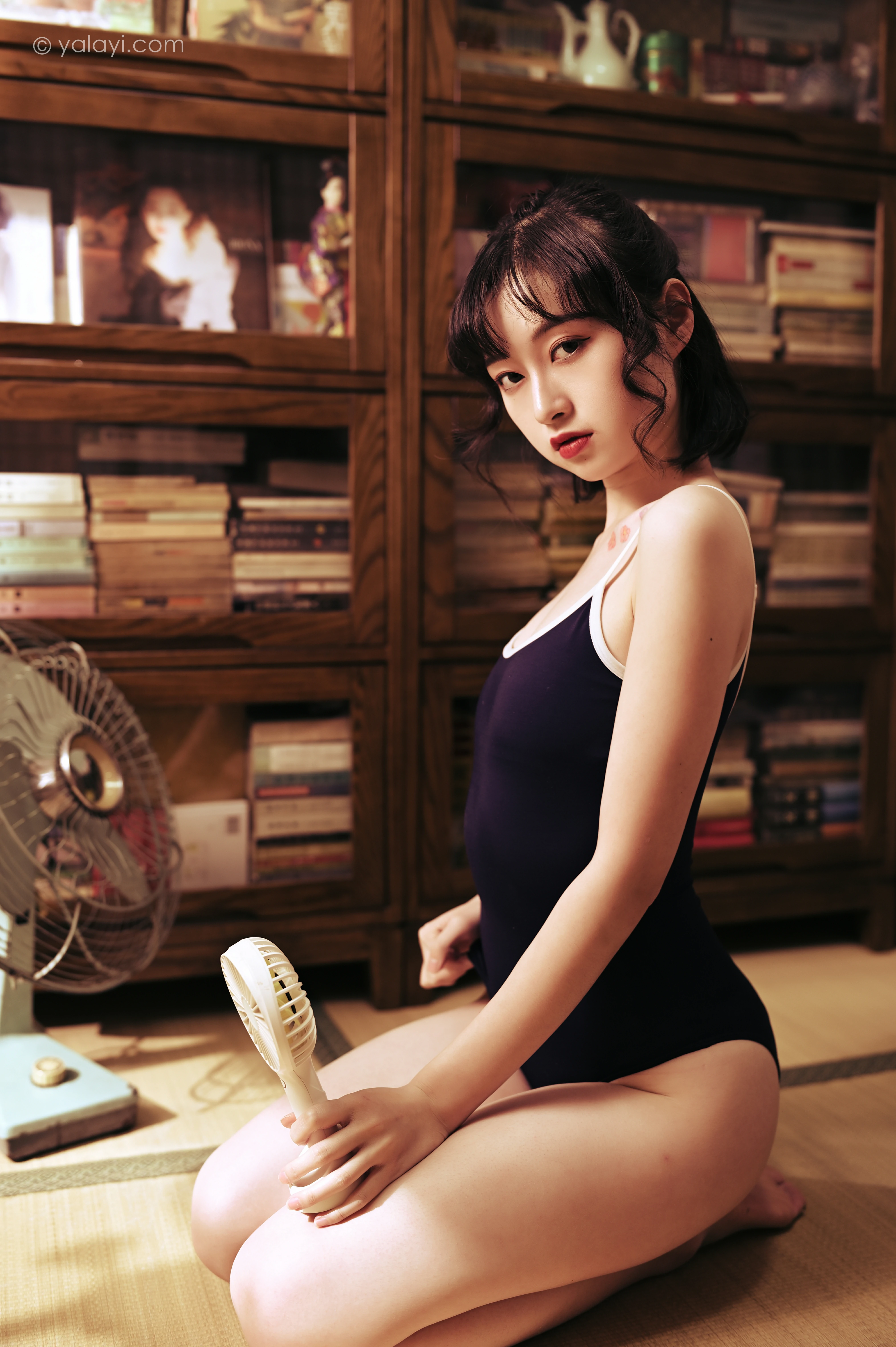 [YALAYI雅拉伊]NO.783 偷得半日闲 京京 蓝色紧身连体体操服性感写真集第10张