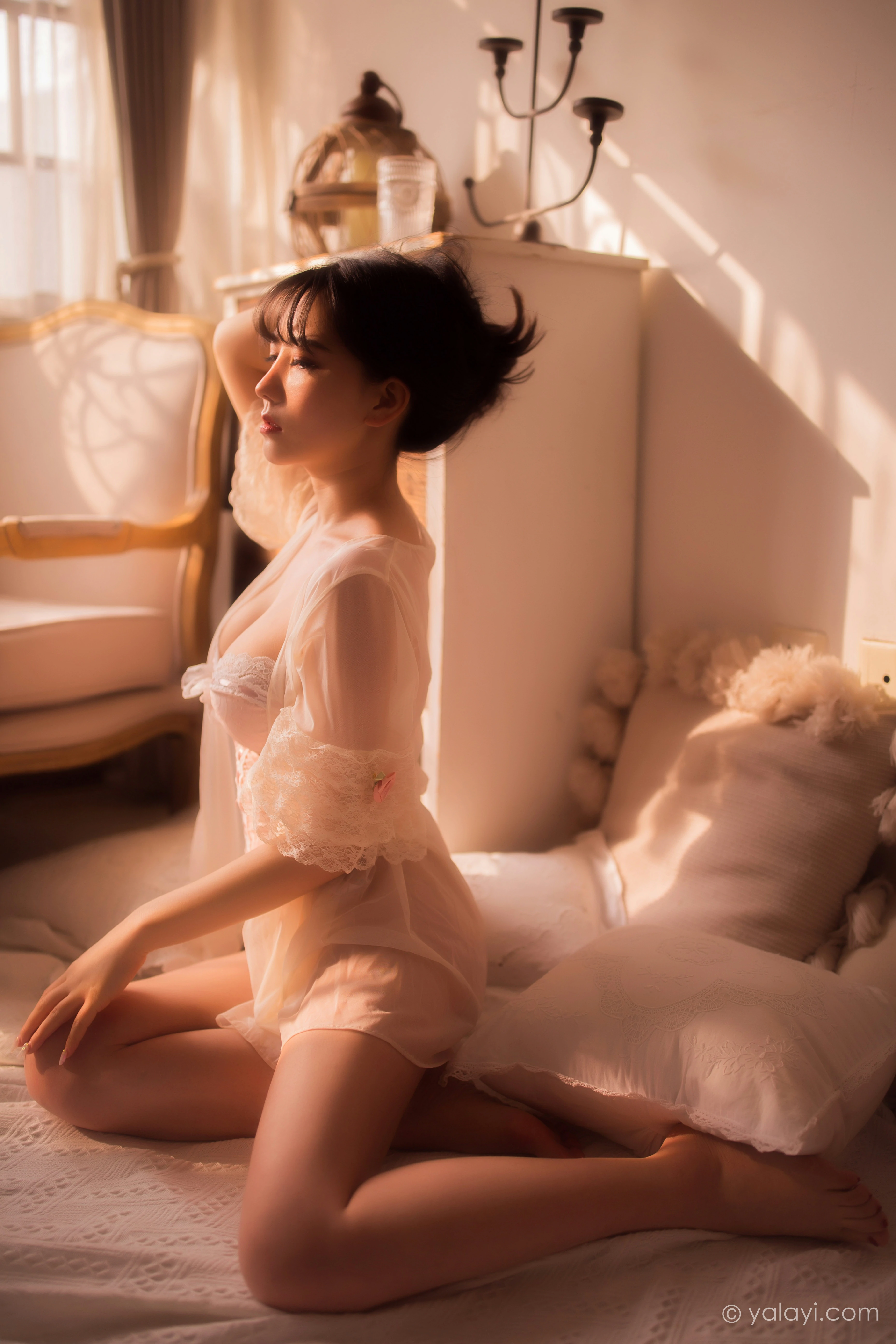 [YALAYI雅拉伊]NO.774 春暖闺香浓 琳达 白色透视睡衣加情趣内衣性感私房写真集第4张