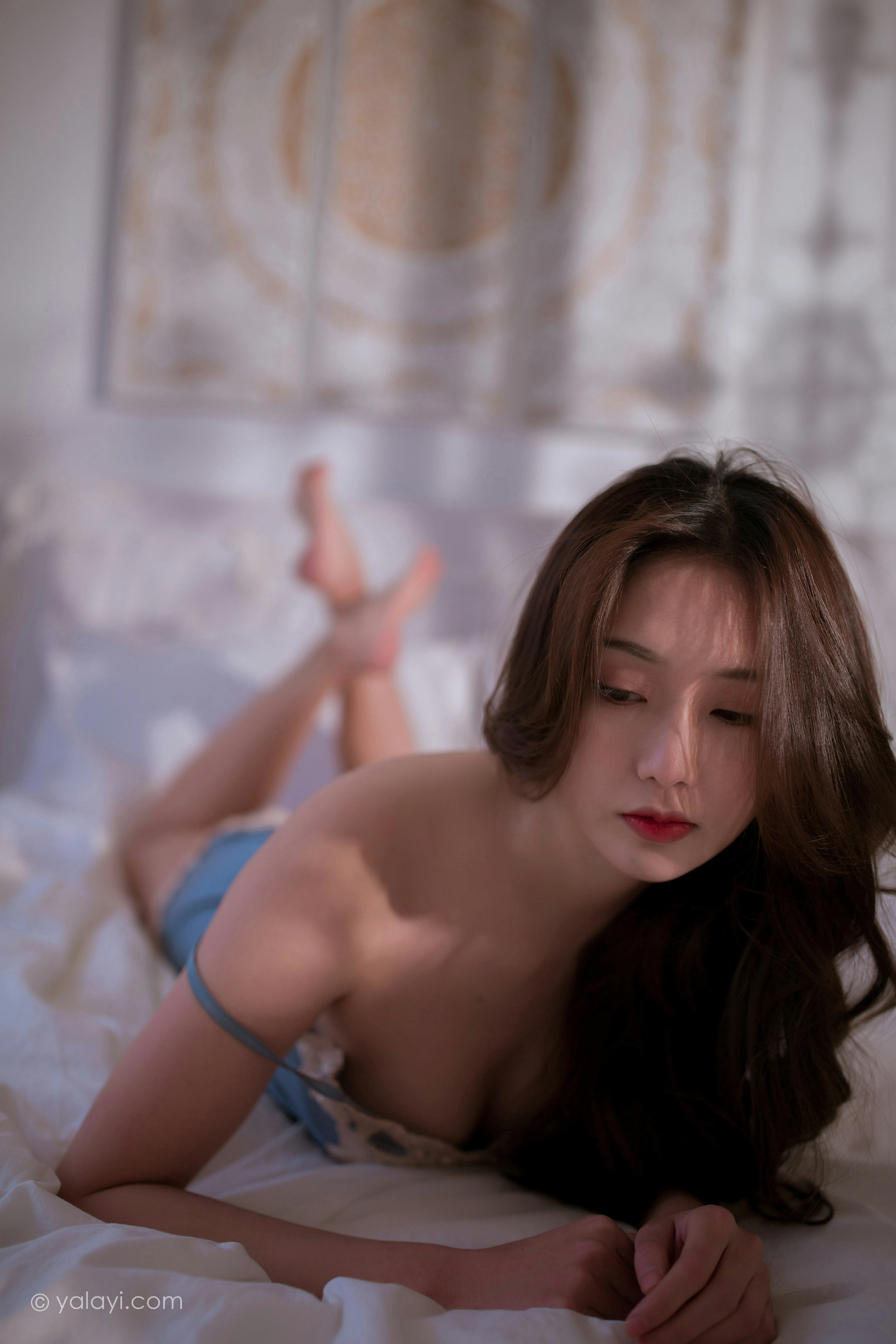 [YALAYI雅拉伊]NO.757 身体密码 徐徐 灰色吊带蕾丝睡衣裙性感写真集第9张