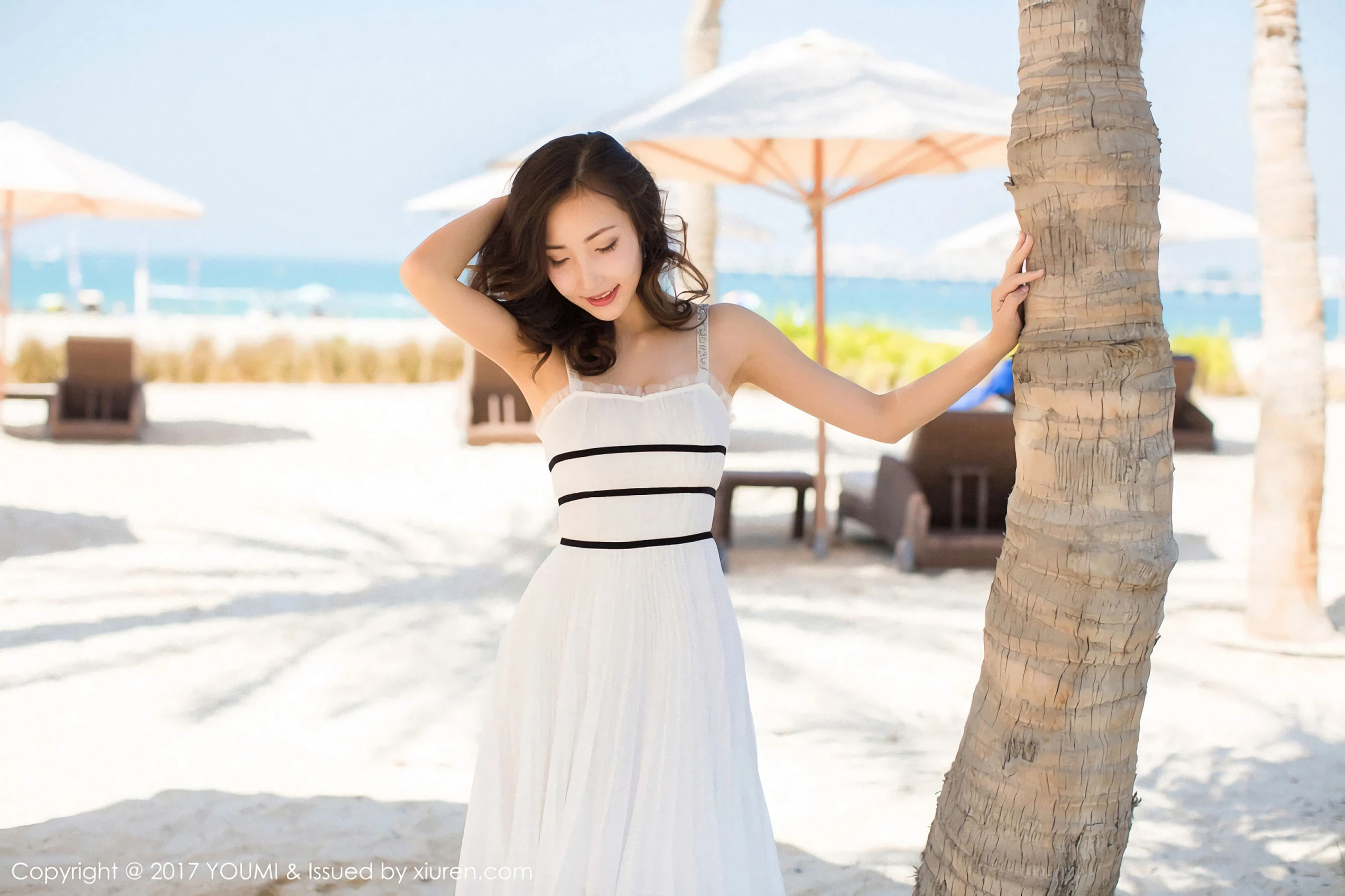 Yumi-尤美《迪拜旅拍 沙滩女神》 尤蜜荟YouMi Vol.078第13张