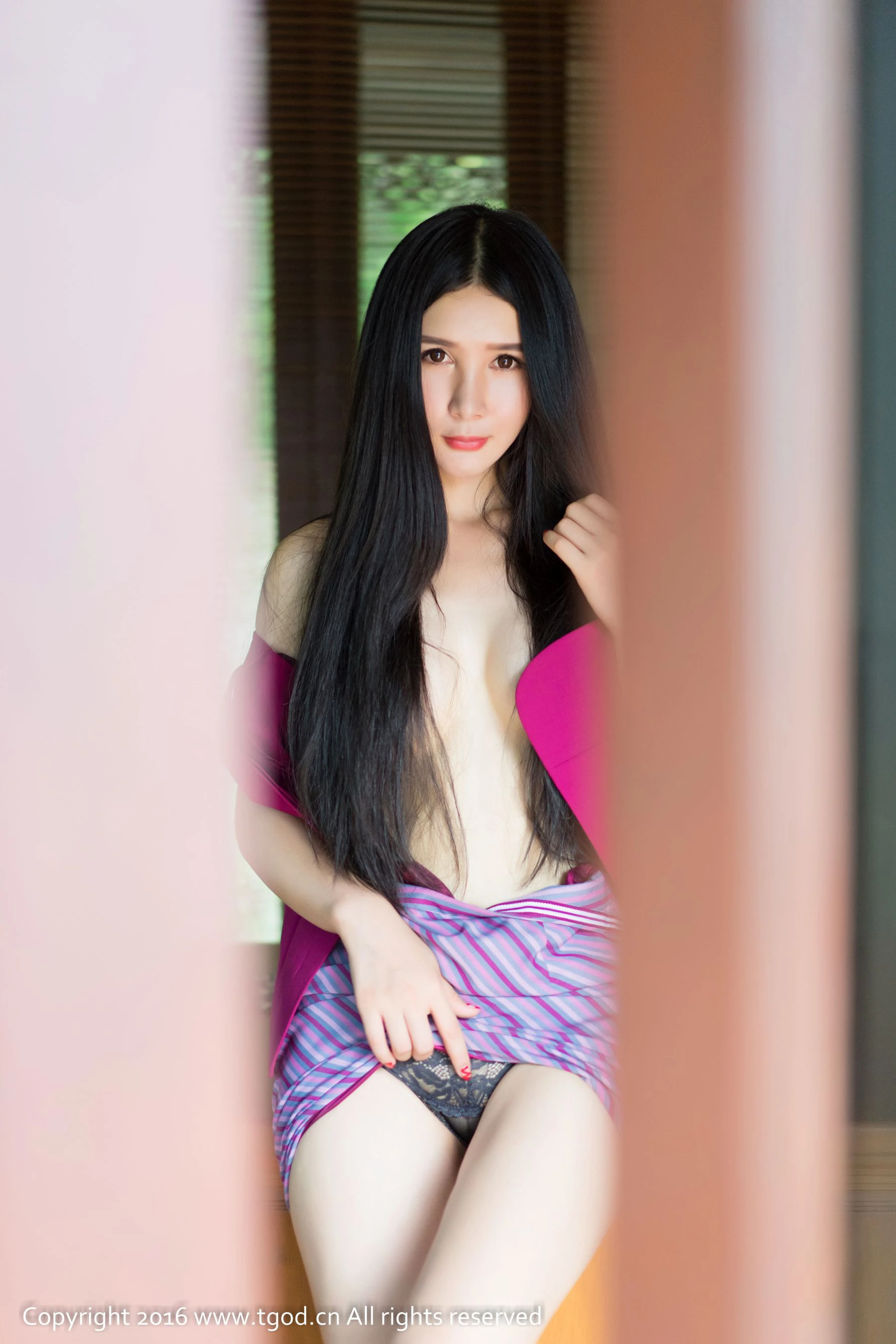 顾欣怡《透视蕾丝+空姐制服》 推女神/尤蜜荟第8张