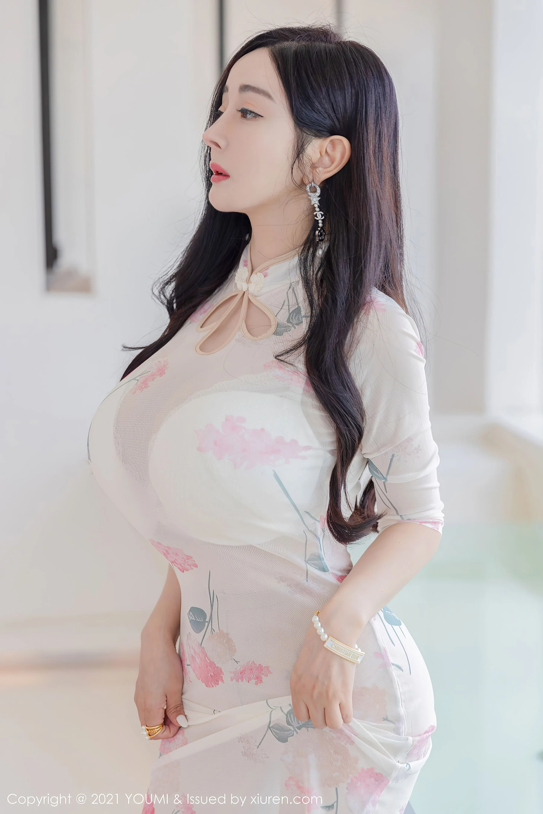 尤蜜荟YouMi Vol.706 允爾第11张