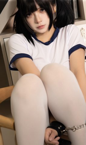 疯猫ss &#8211; 白色情人节福袋 体操服 [40P]