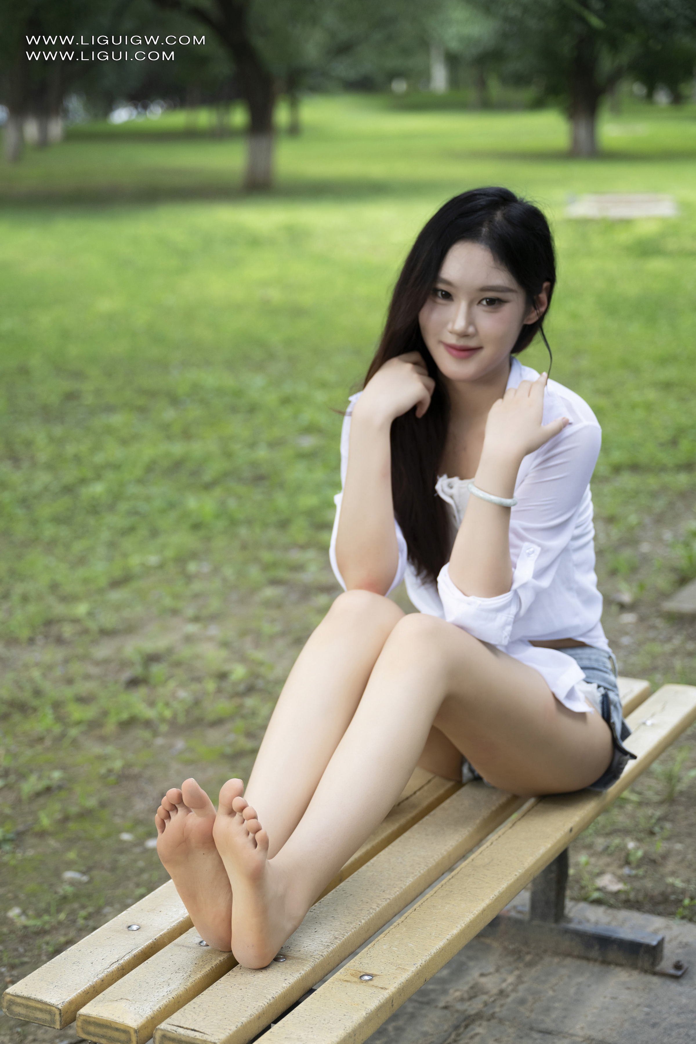 [Ligui丽柜] 2025.11.14 白纱透肤林中漫游 昆昆第7张